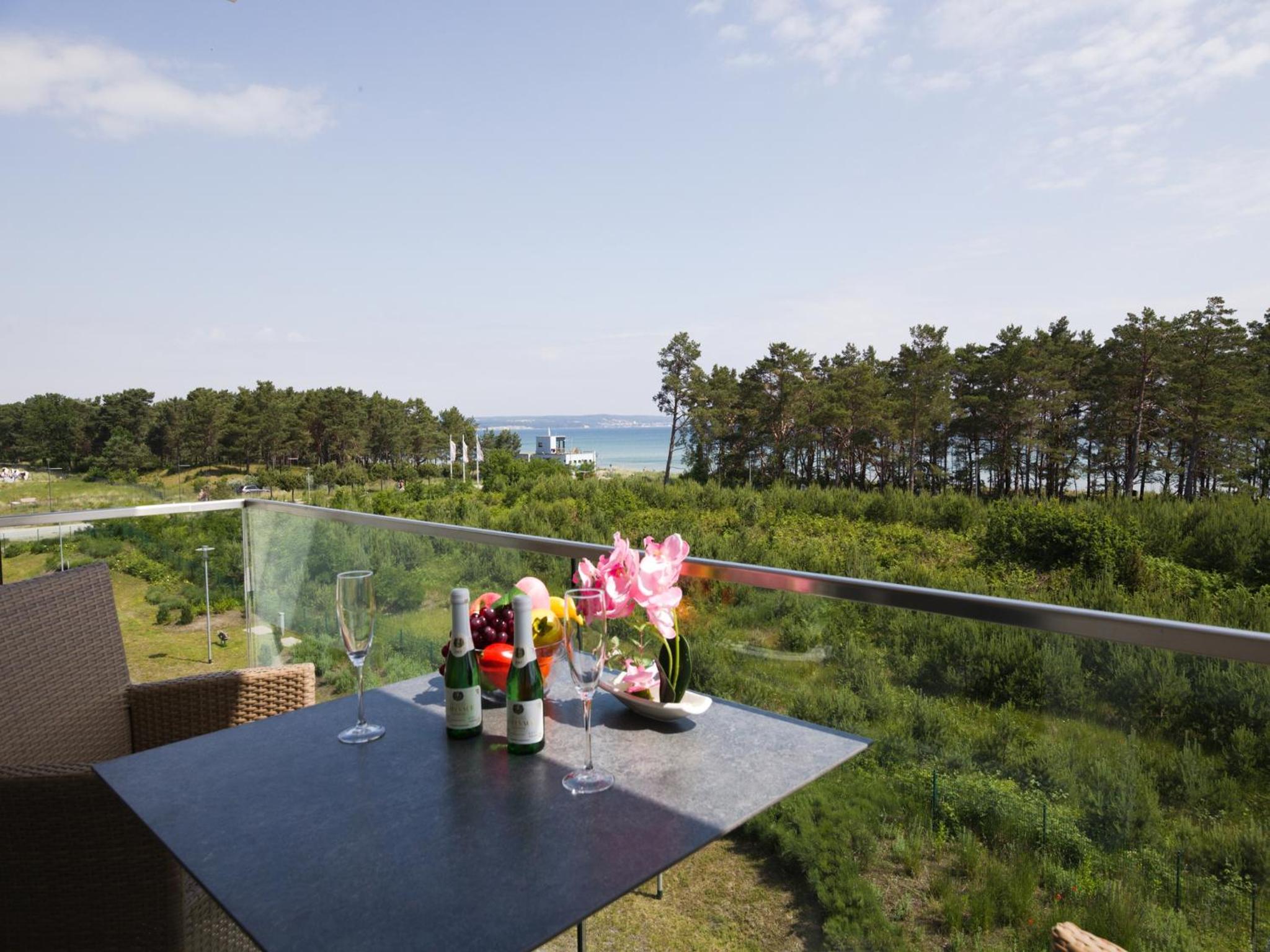 Dünenresidenz Prora - Ferienwohnung mit Meerblick, 3 Schlafzimmern, Balkon und Sauna NP-306