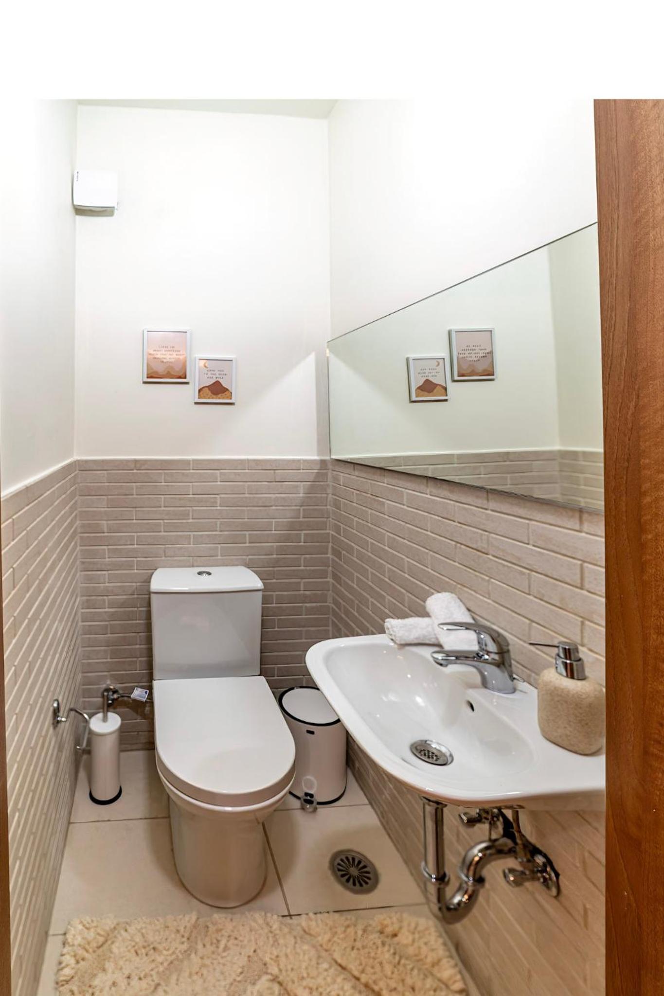 Luxury Town Center Suite, Β1 photo 2