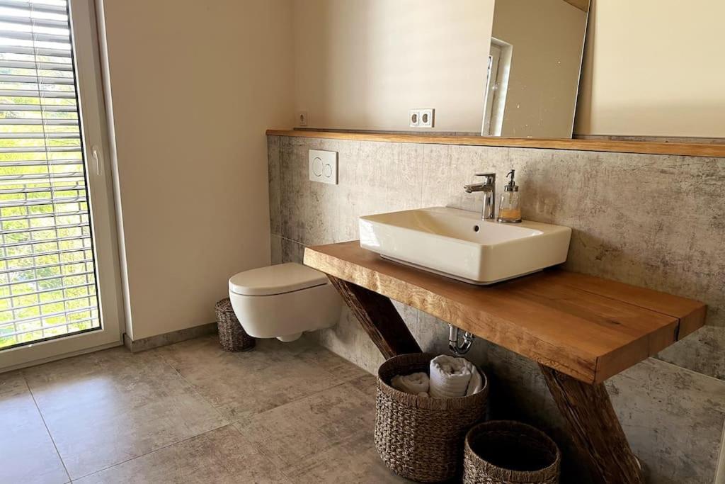 Forest Retreat nahe Köln- 160 m2, 2 Schlafzimmer, Wallbox und Blick ins Naturschutzgebiet view 5