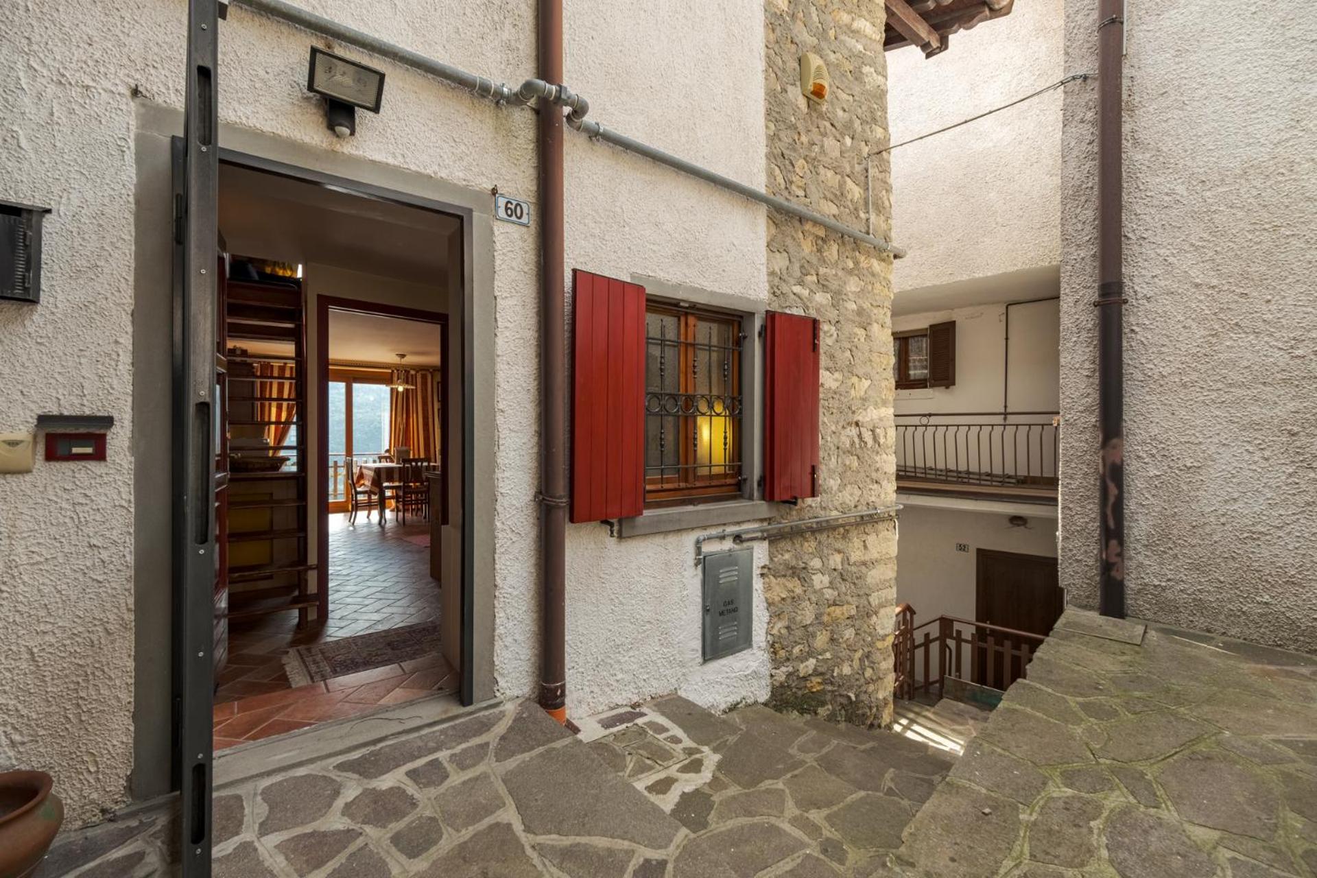 Casa del Picchio view 2