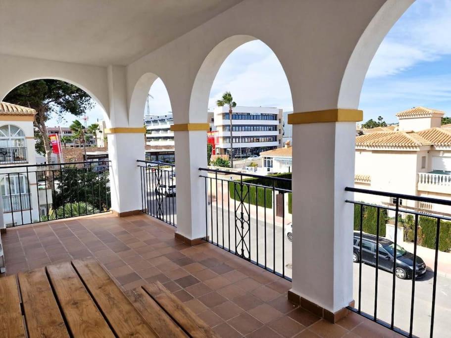 On top floor, with big terrace view 5
