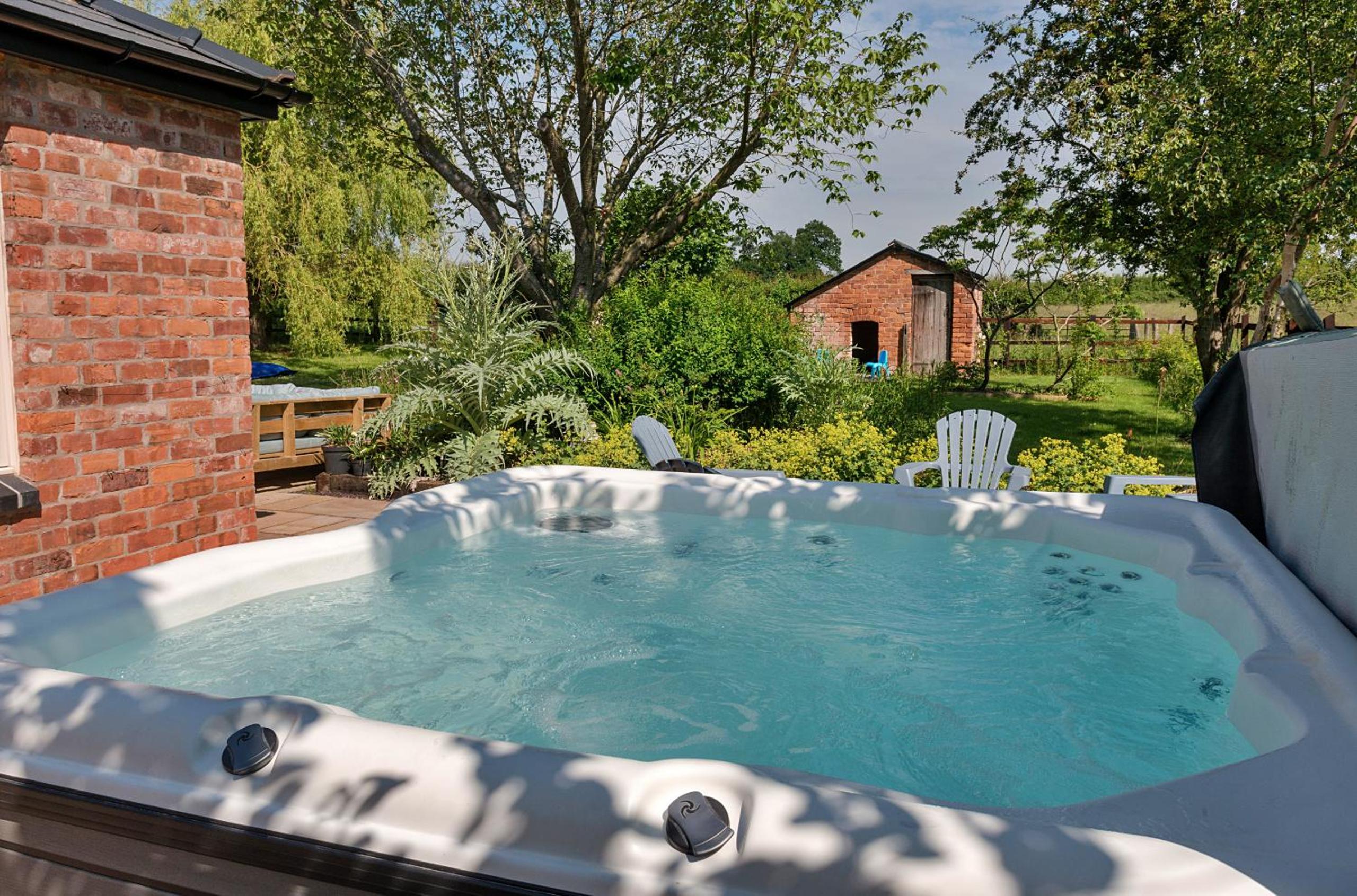 Finest Retreats - Fox and Hare view 4