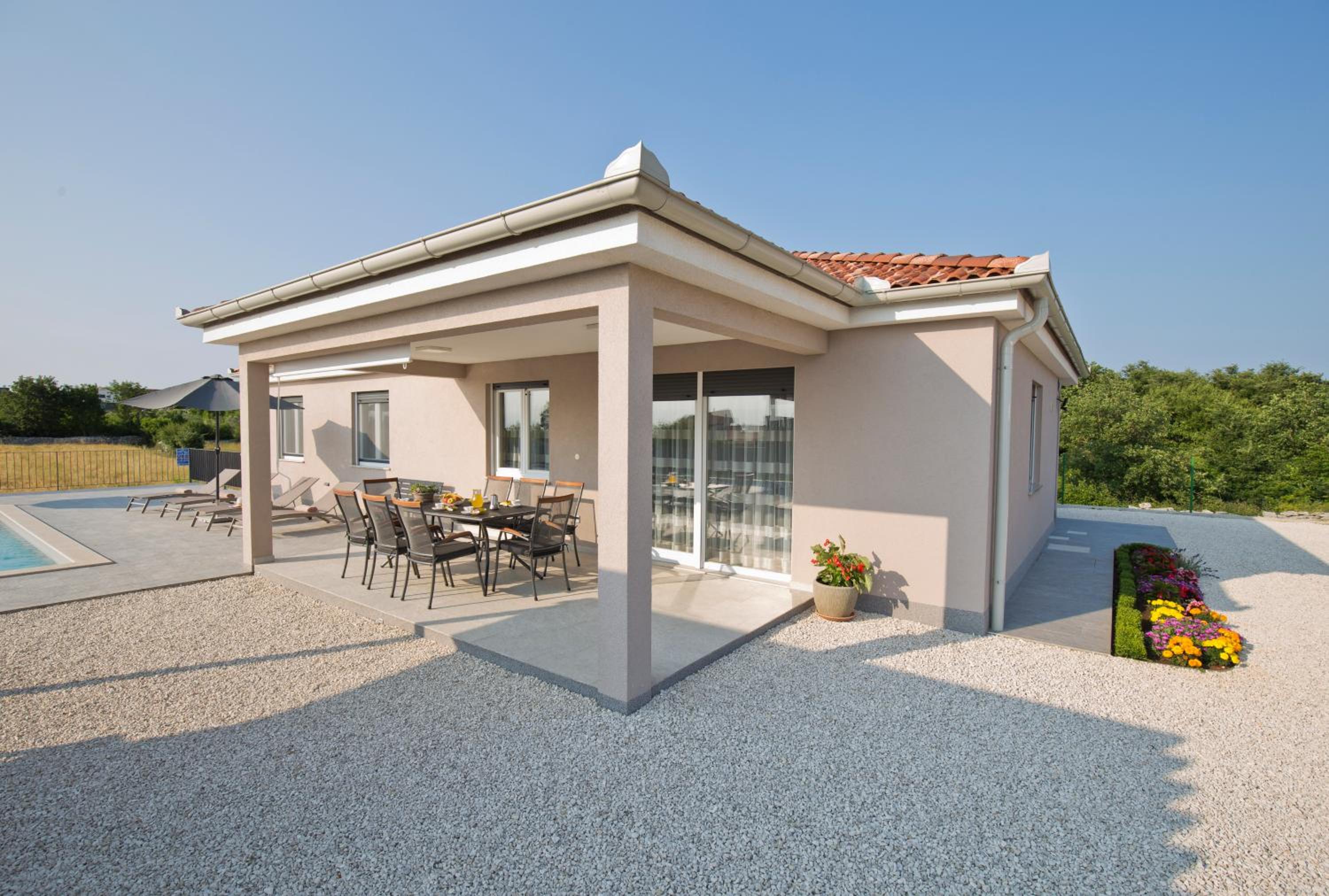 Villa LeMi view 3
