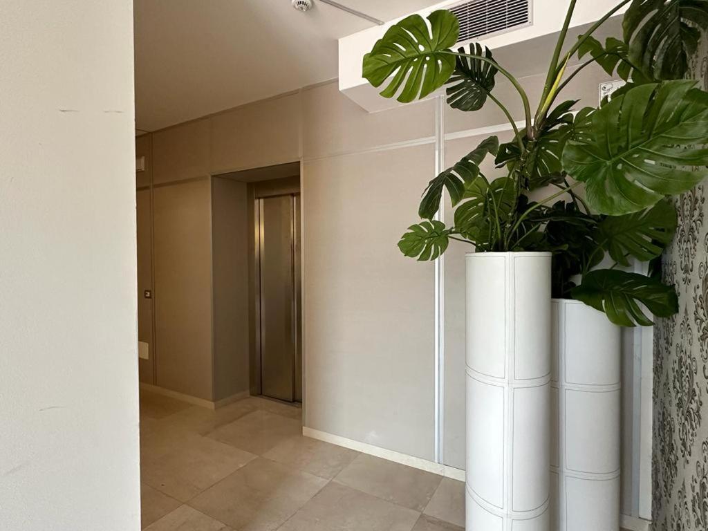 Welc-om Royal Garden luxury rooms view 2