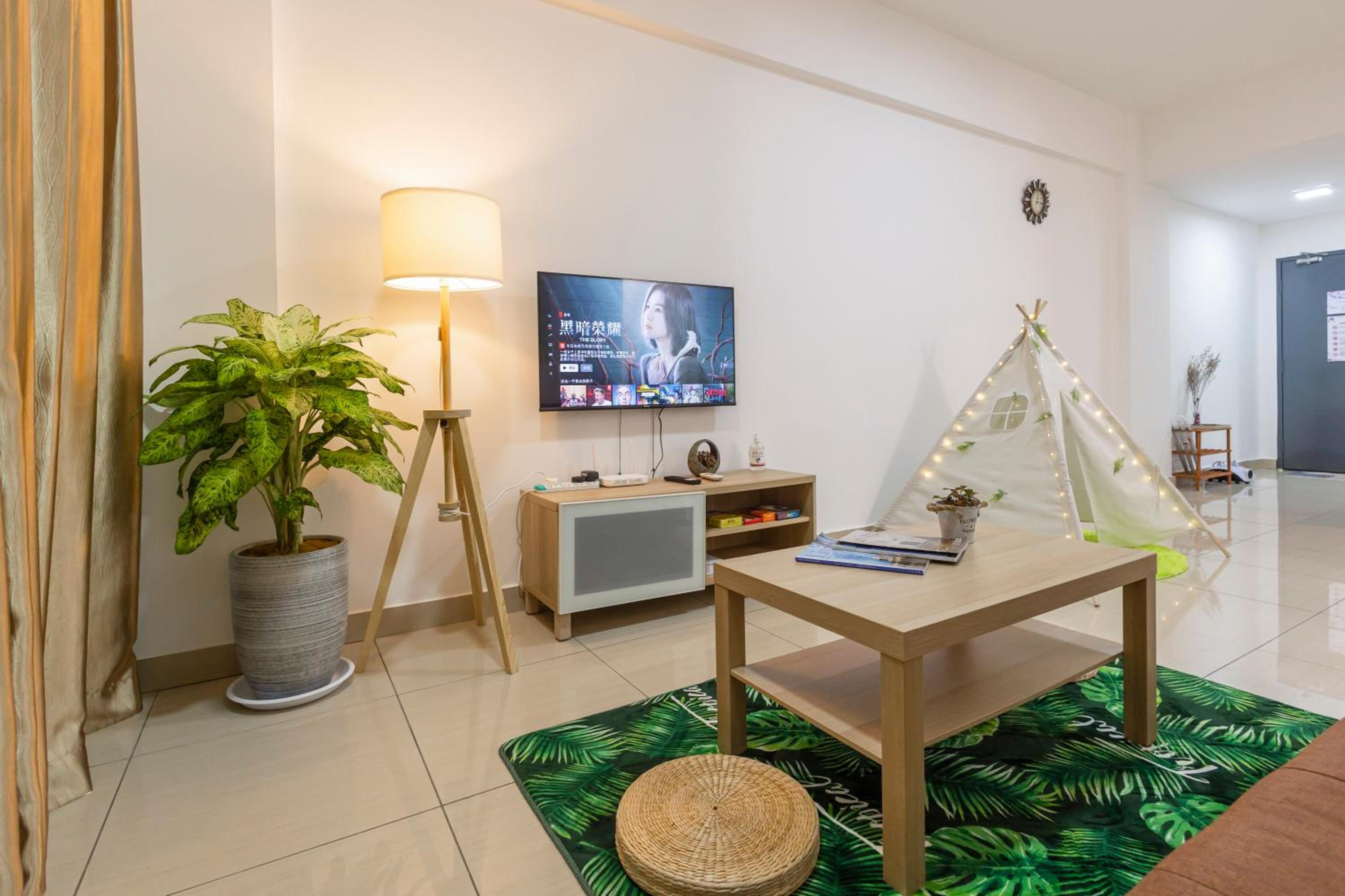 Mount Austin Midori Green 10 Pax Free Wi-Fi 500Mbps Netflix