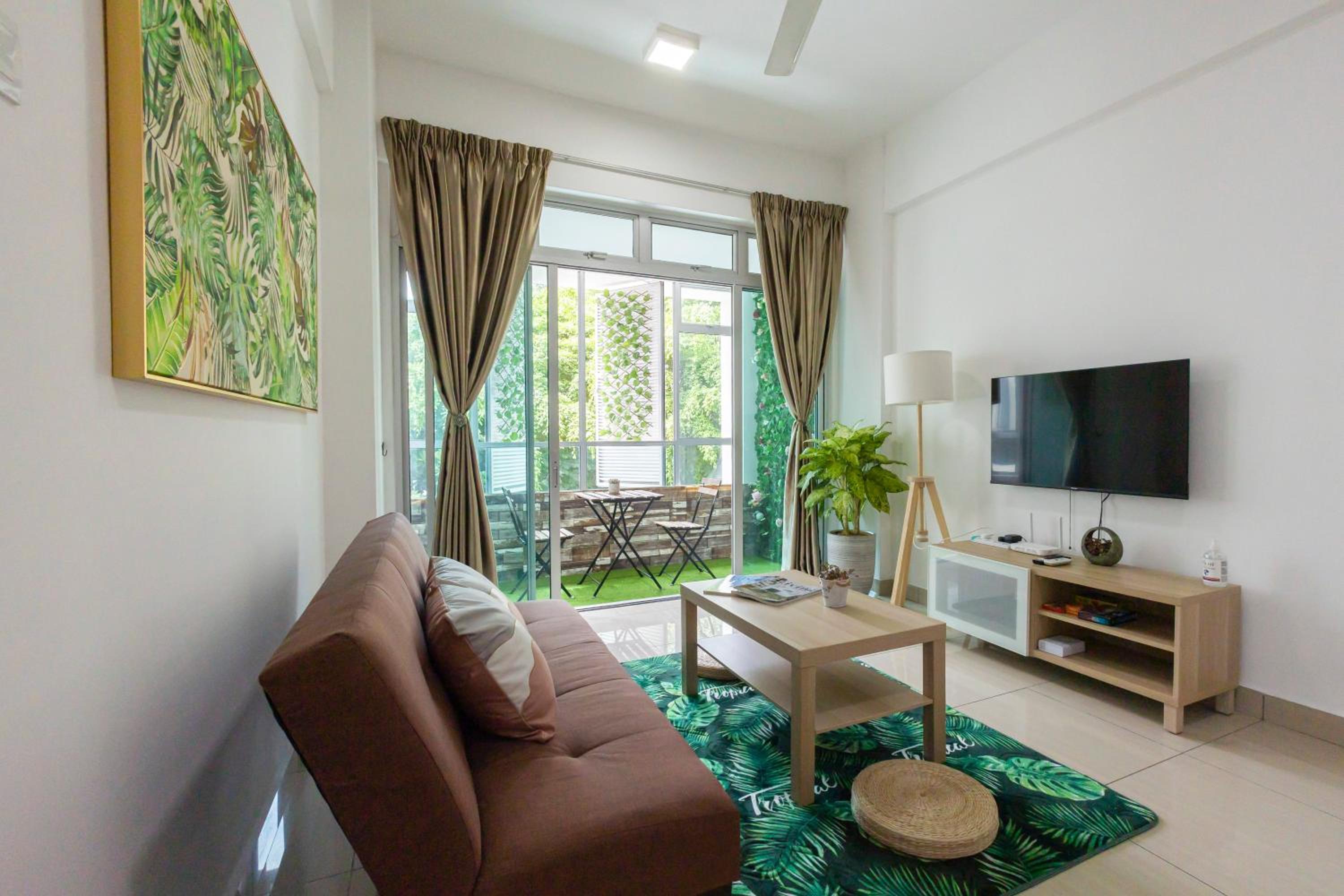 Mount Austin Midori Green 10 Pax Free Wi-Fi 500Mbps Netflix