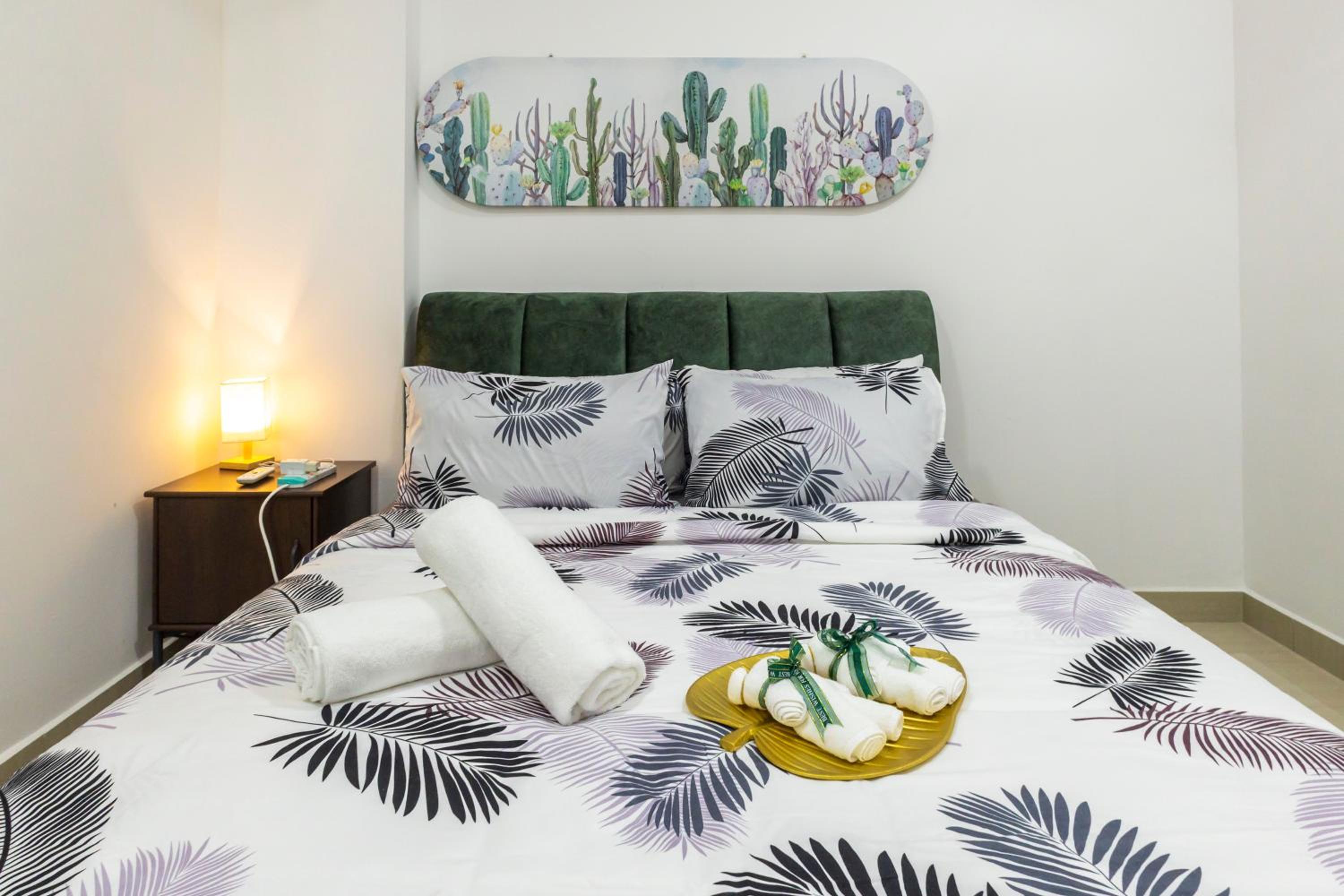 Mount Austin Midori Green 10 Pax Free Wi-Fi 500Mbps Netflix