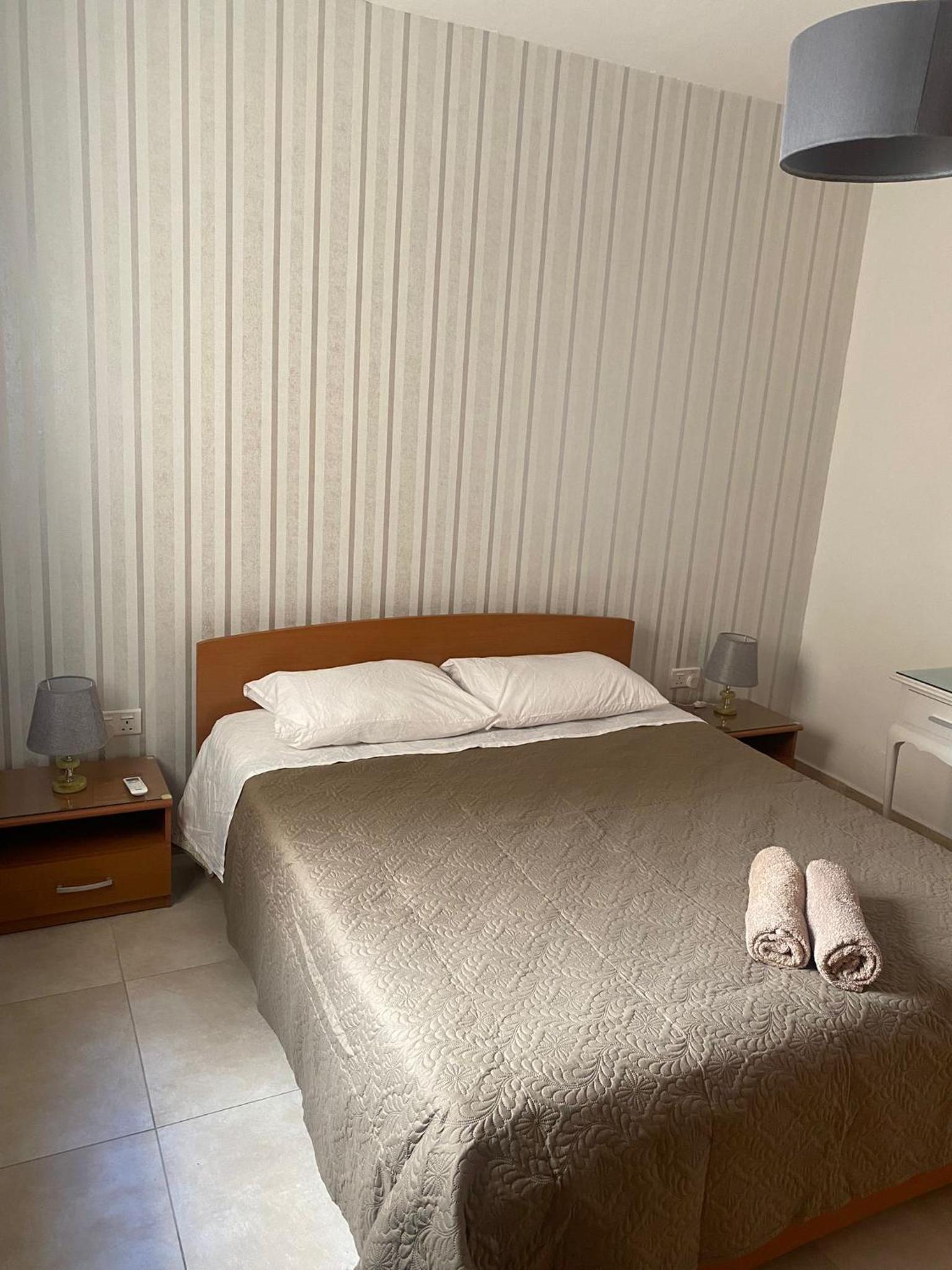 Newly listed 3 bedroom apt in st Julians photo 2