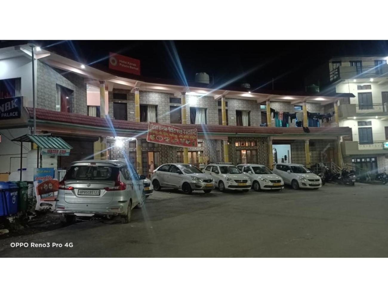 Hotel Kanak Palace, Barkot
