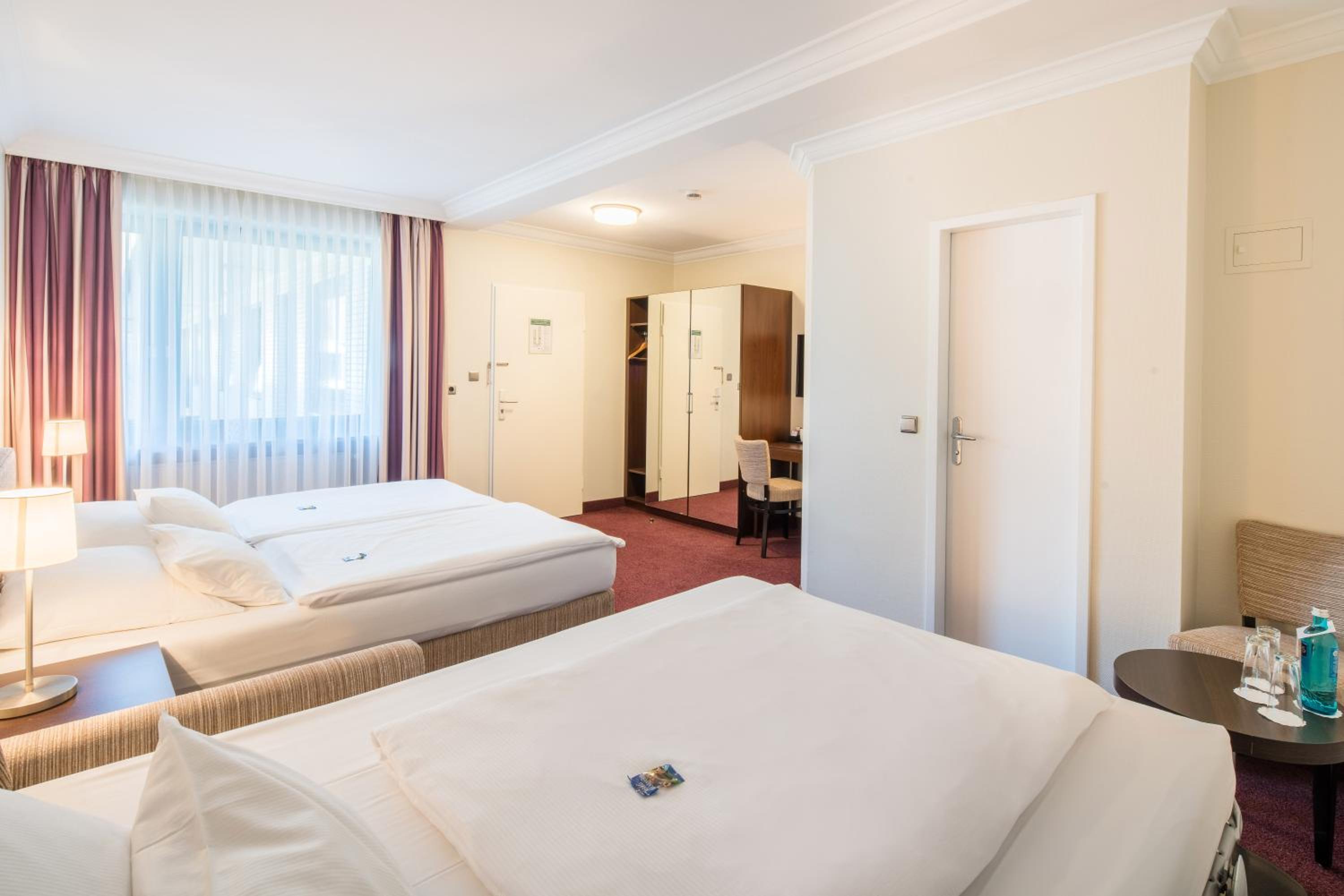 Hamburg Vacations - Best Western Hotel Hamburg International - Property Image 22