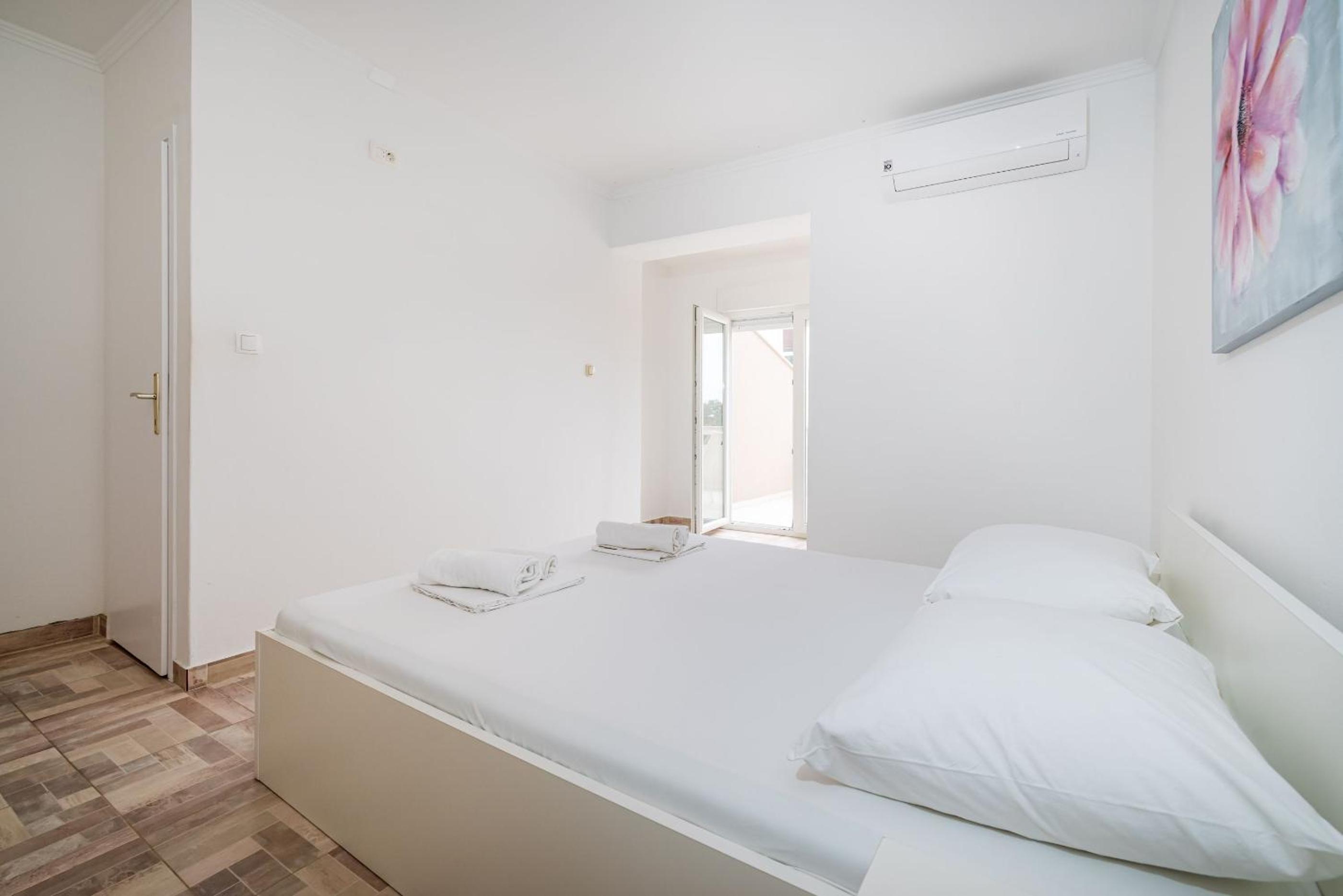 Studio Apartments Near Center