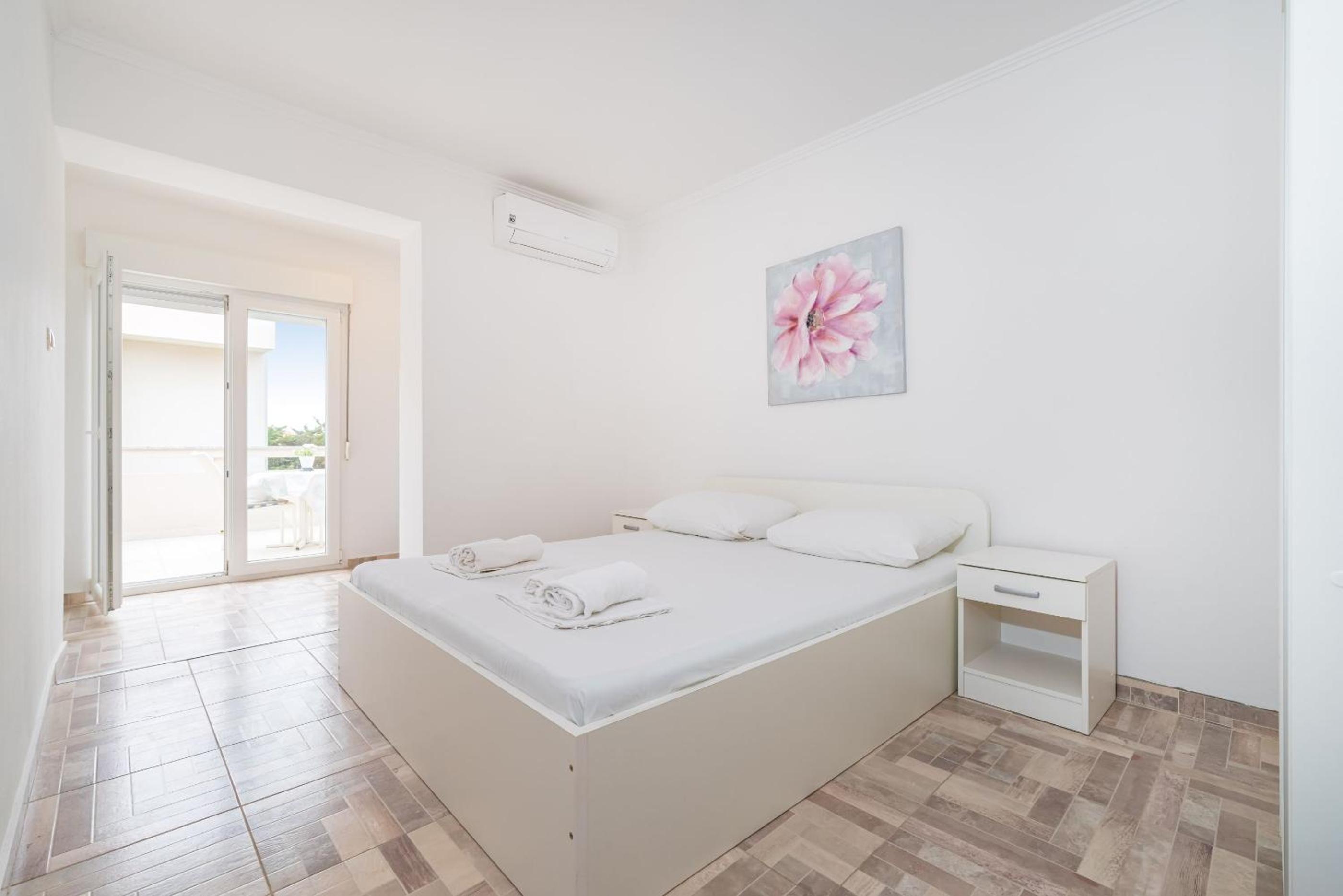 Studio Apartments Near Center