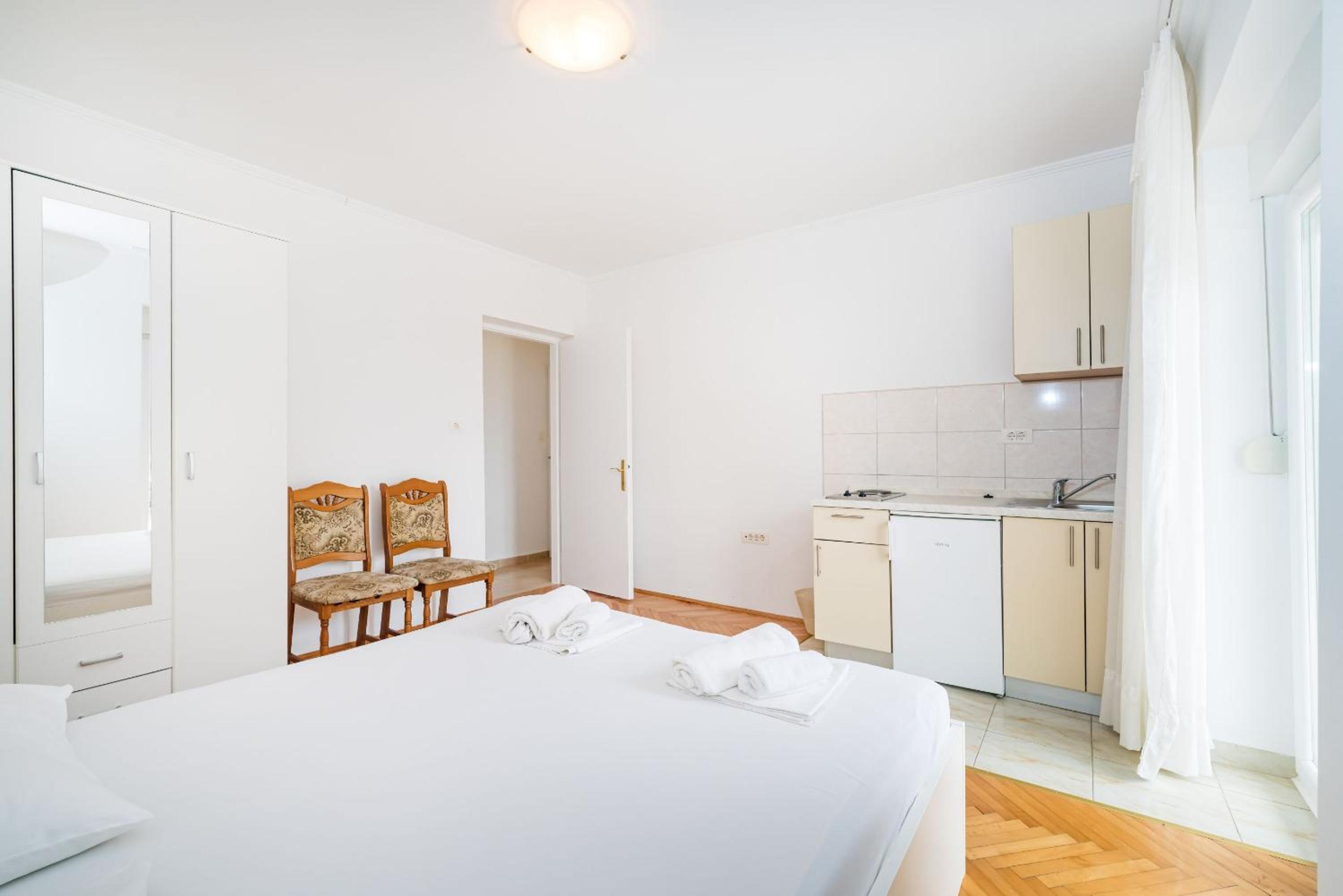 Studio Apartments Near Center