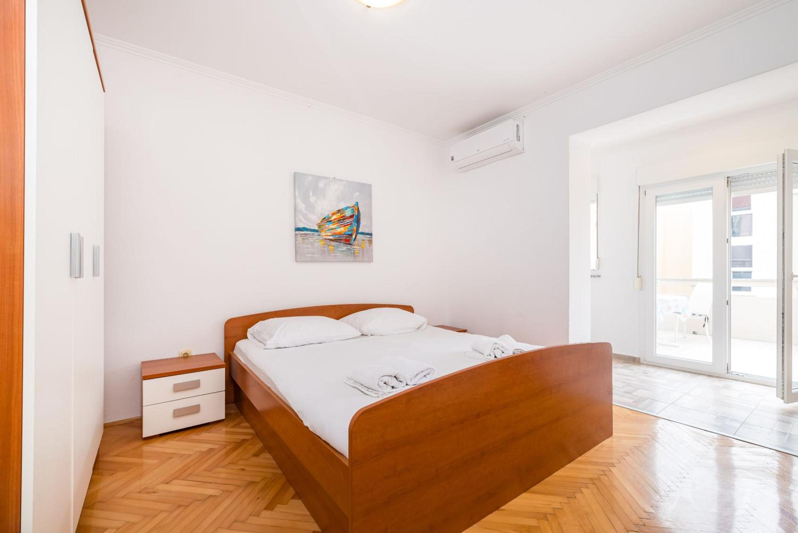 Studio Apartments Near Center