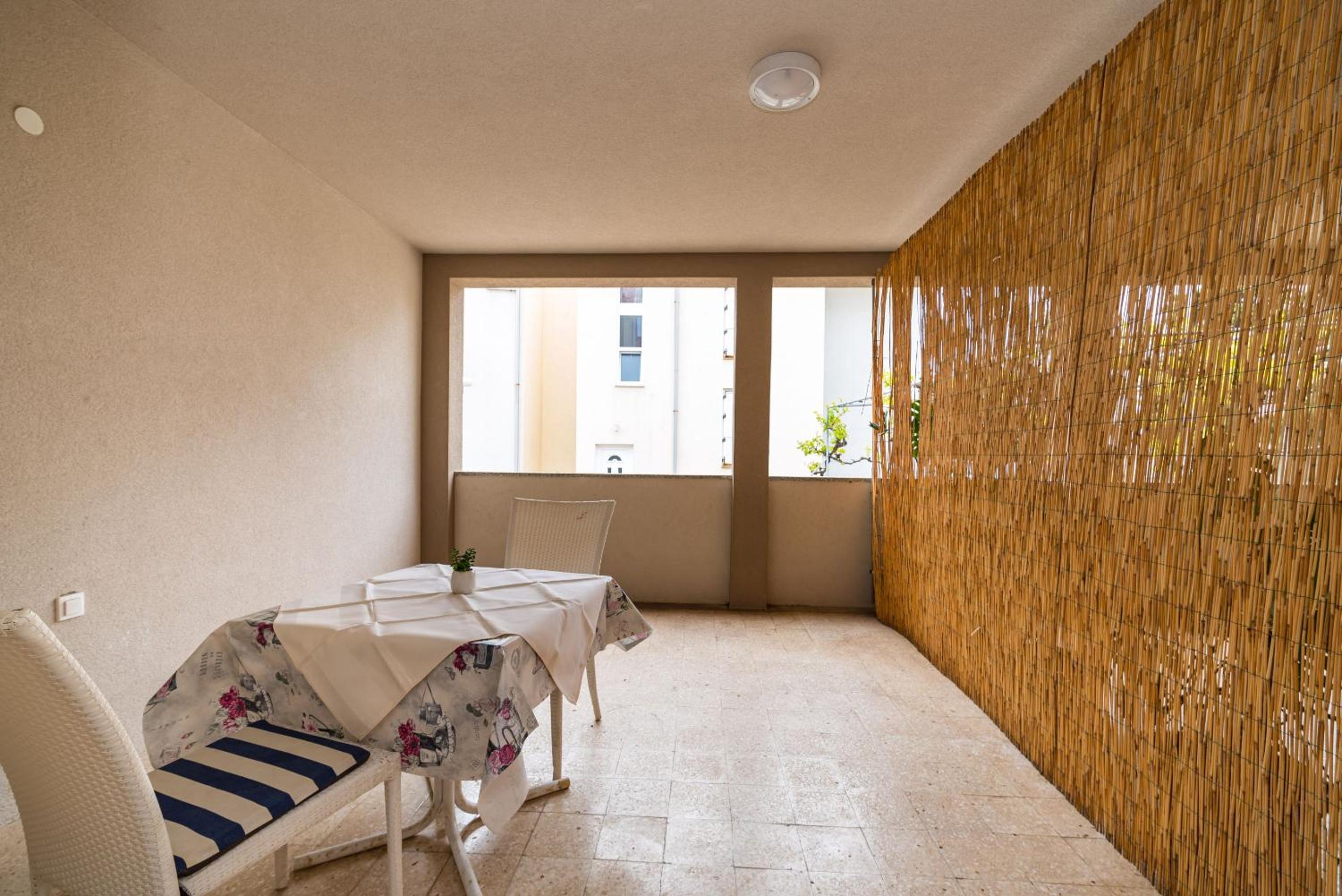 Studio Apartments Near Center