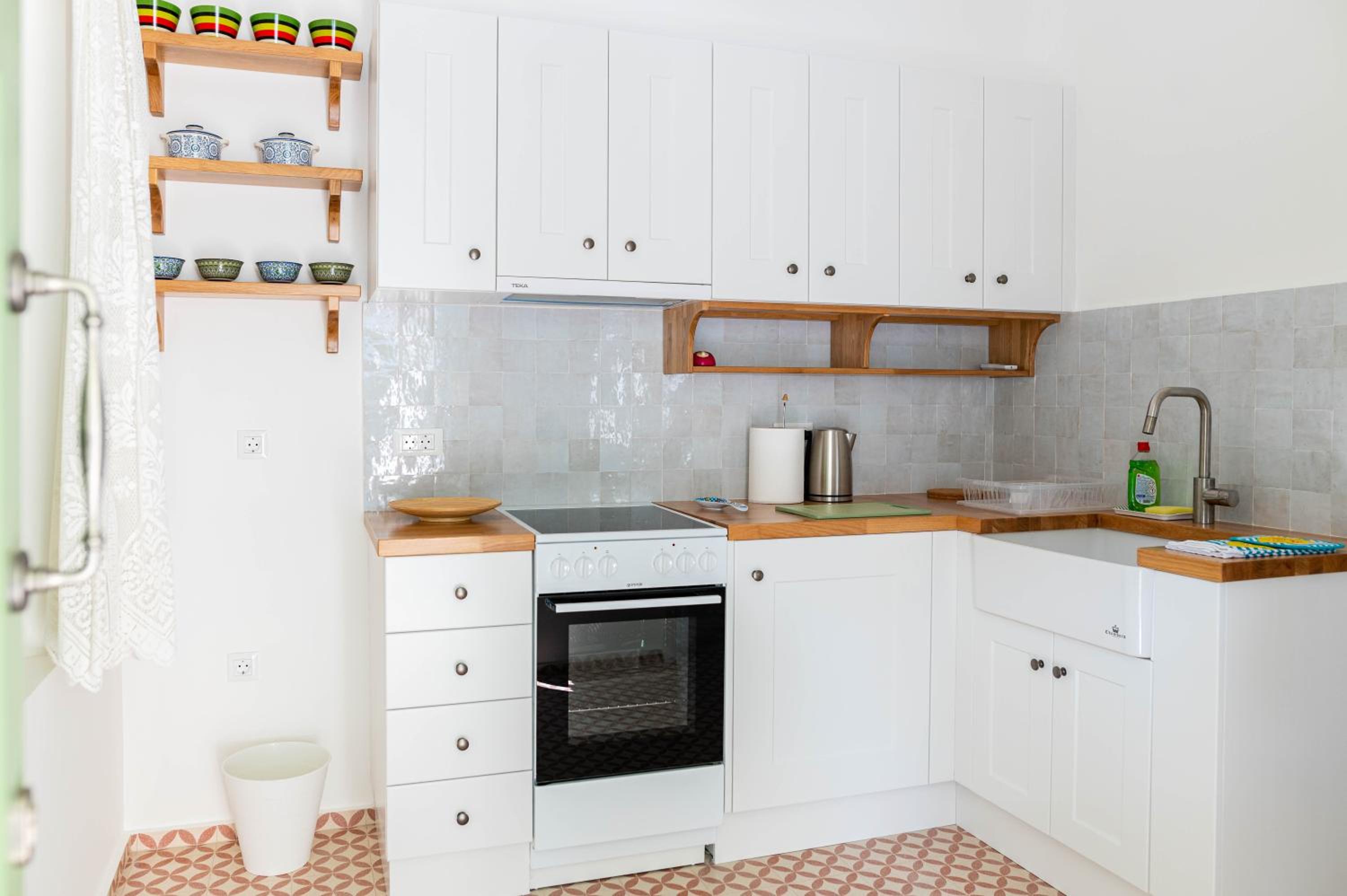 Vintage Charm photo 4