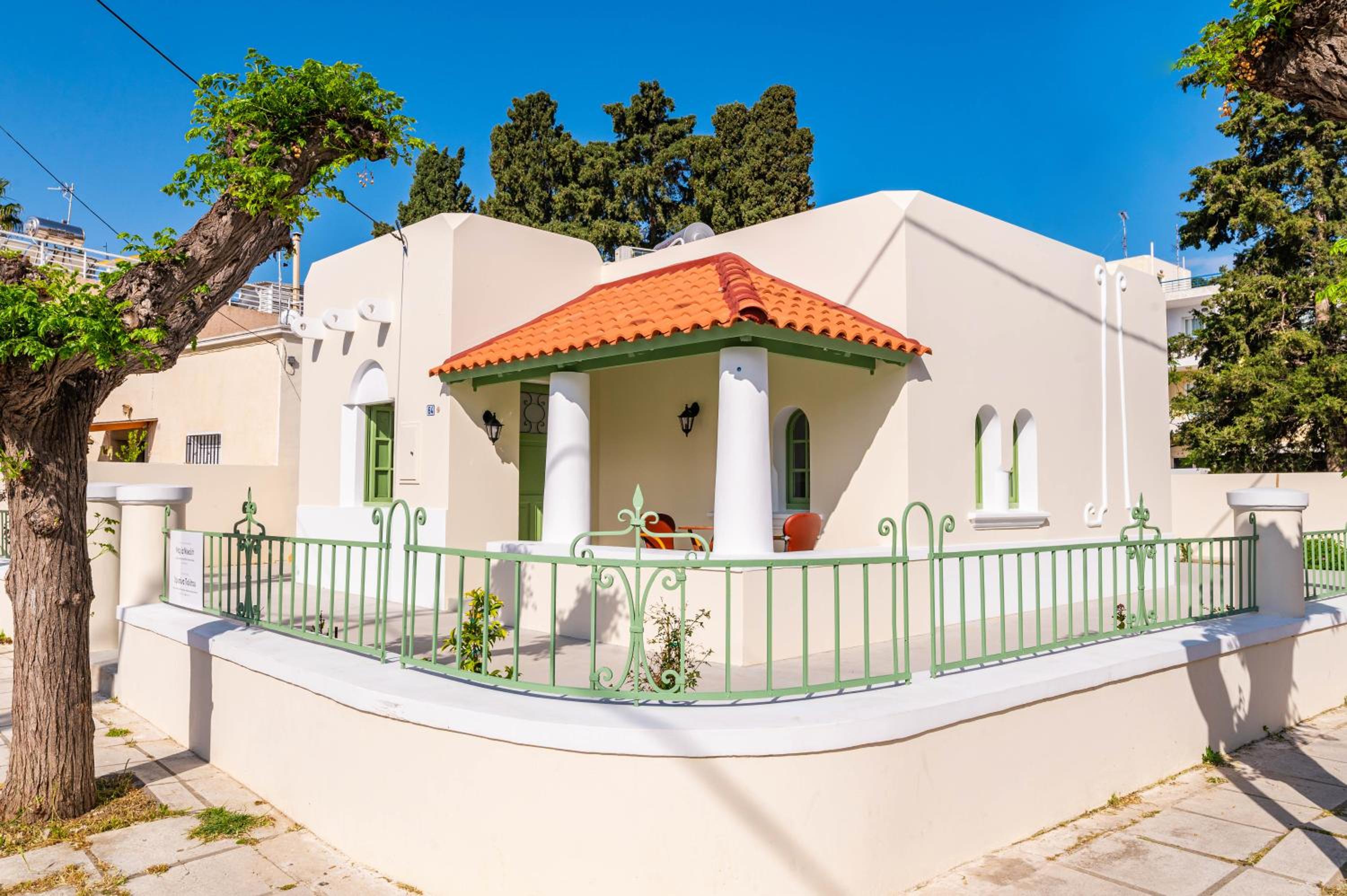 Vintage Charm photo 5