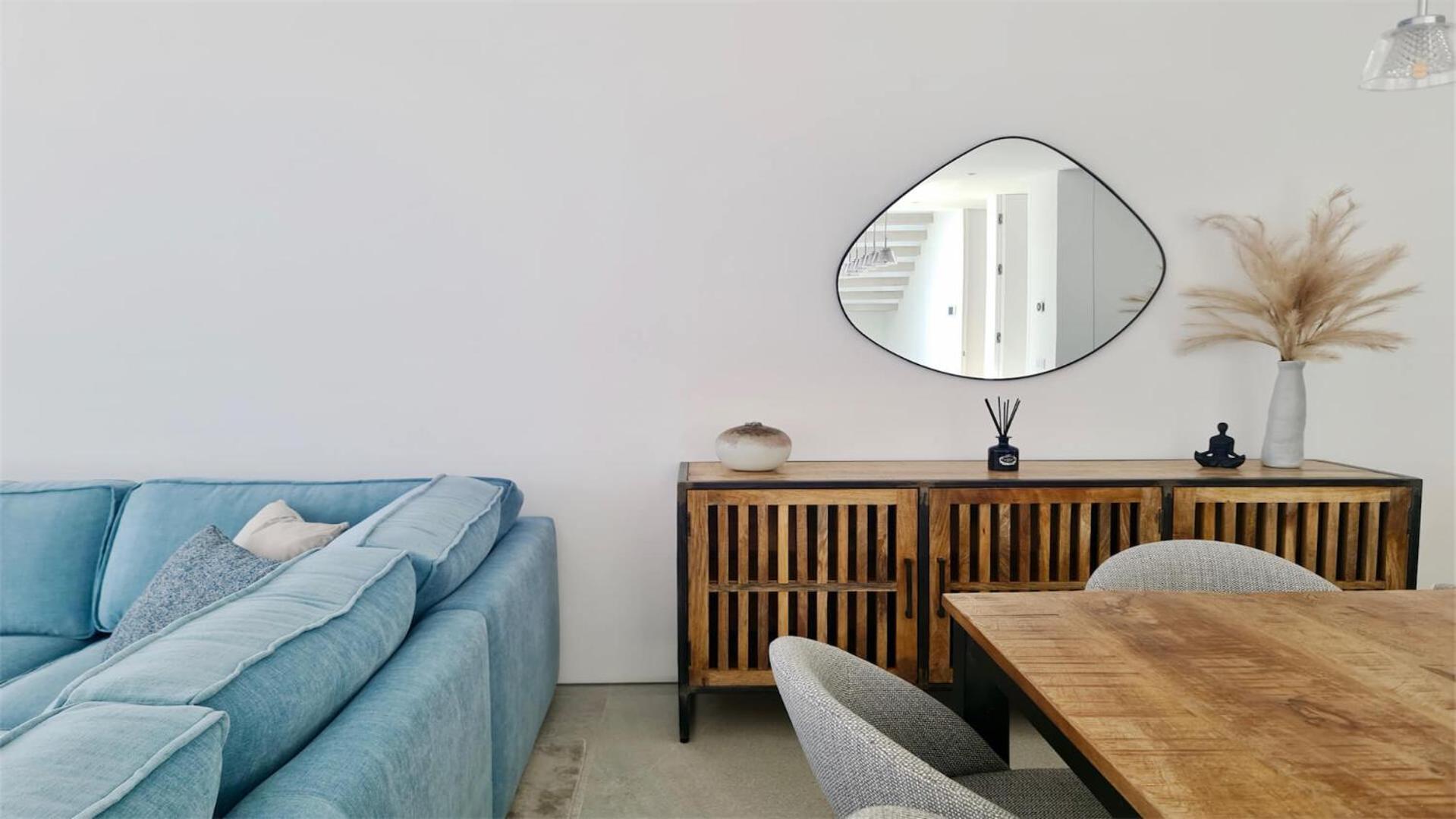 OneSixOne-Cleverdetails, Luxury villa, Sleeps 8 adults 2 children, Private pool and Jacuzzi view 3