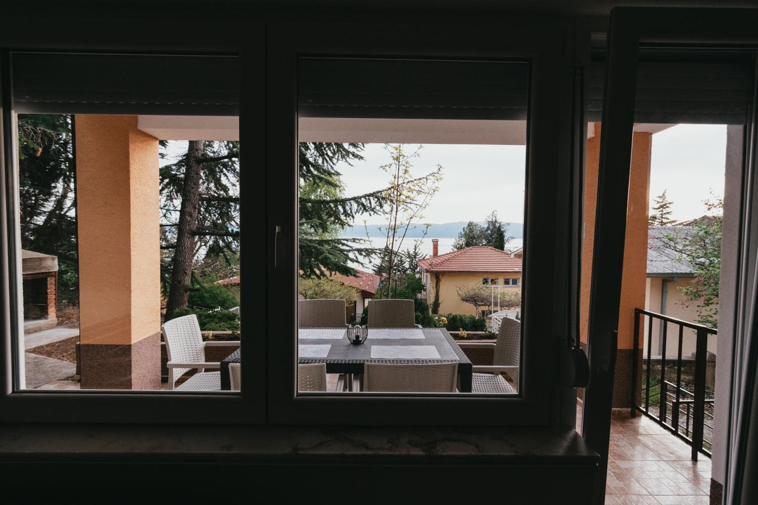 Photo 42