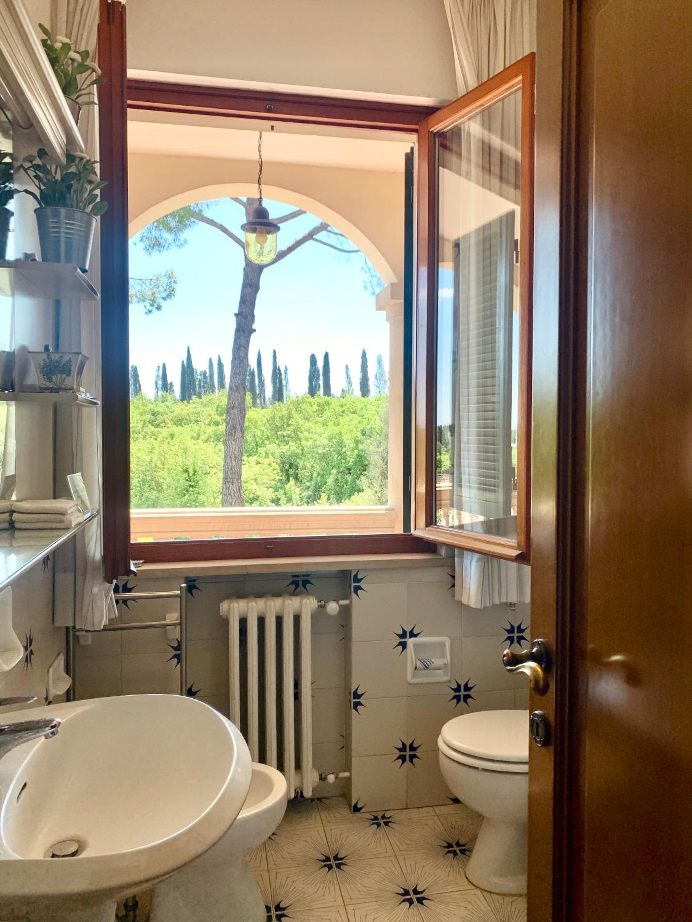 Villa dei Pini view 4