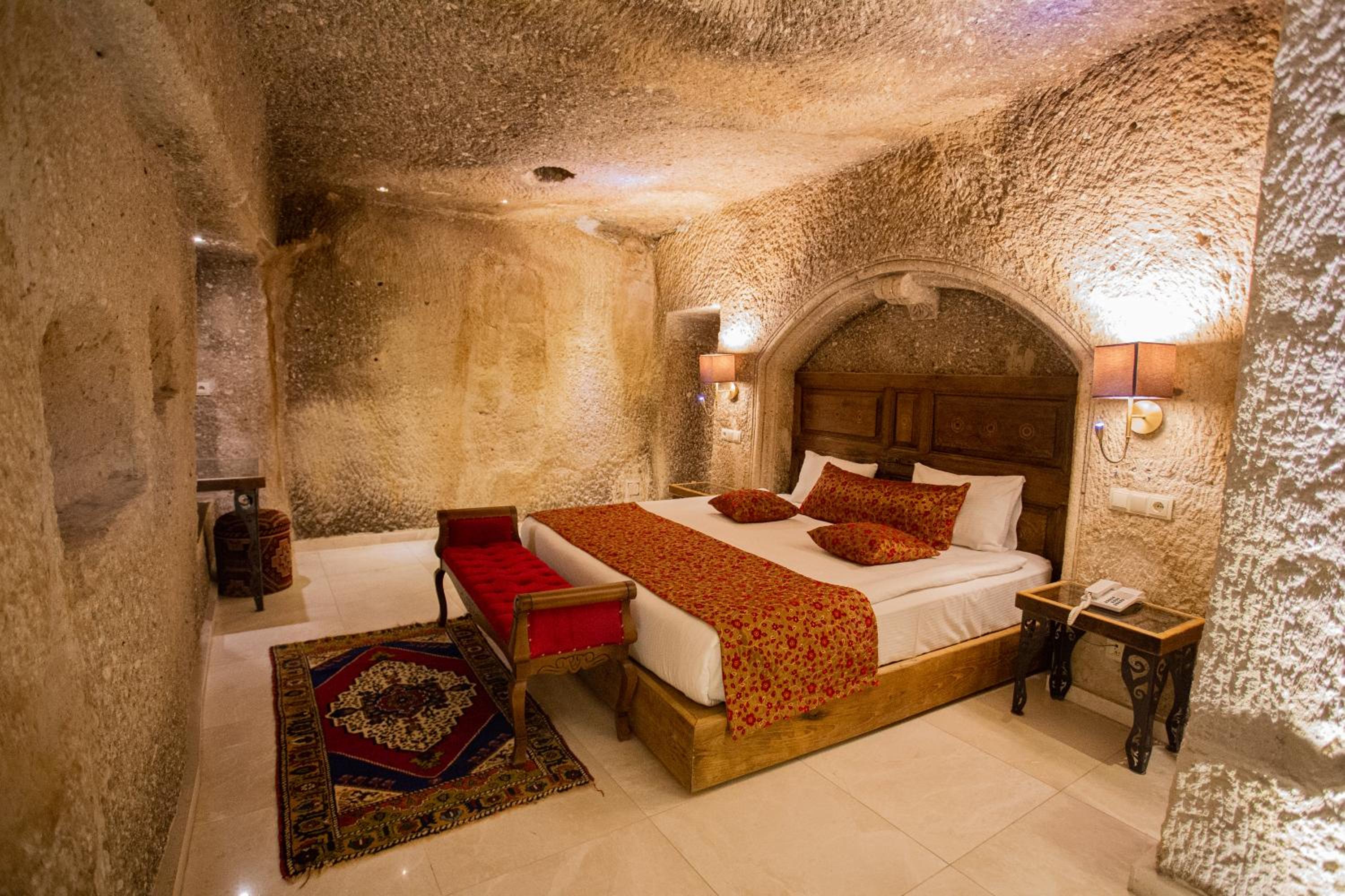 Divan Cave House - Image 94