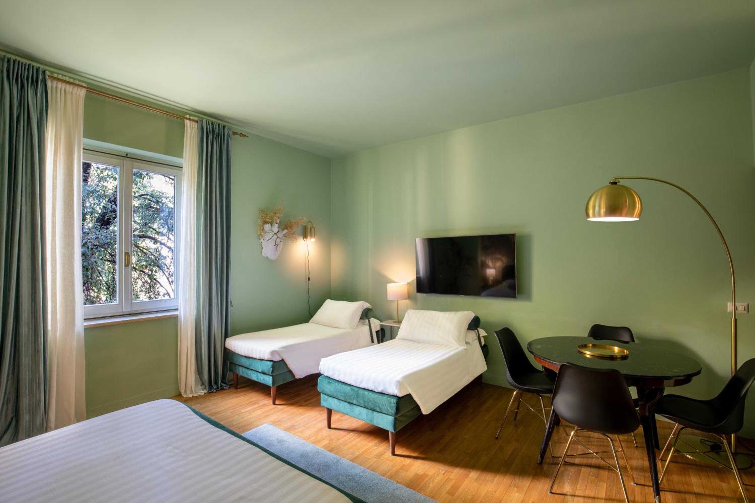 hotel room
