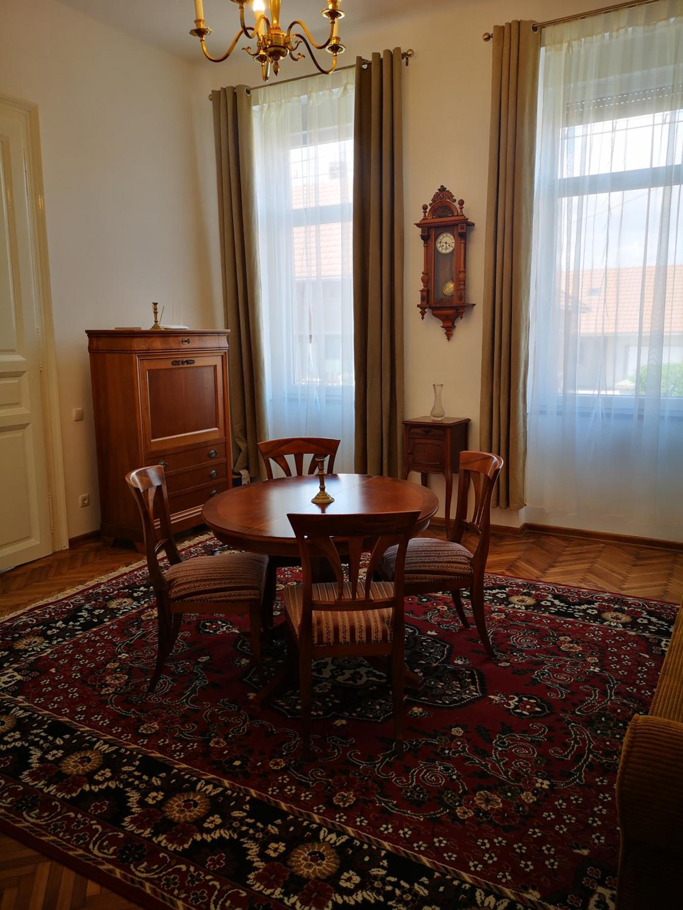Weisz Castle style Apartment-City Center- Free Private Parking view 5