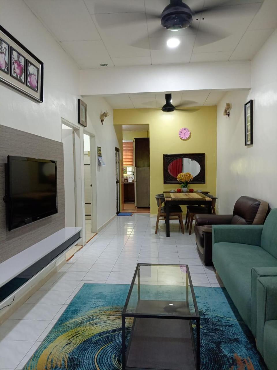 DiNda Homestay photo 4
