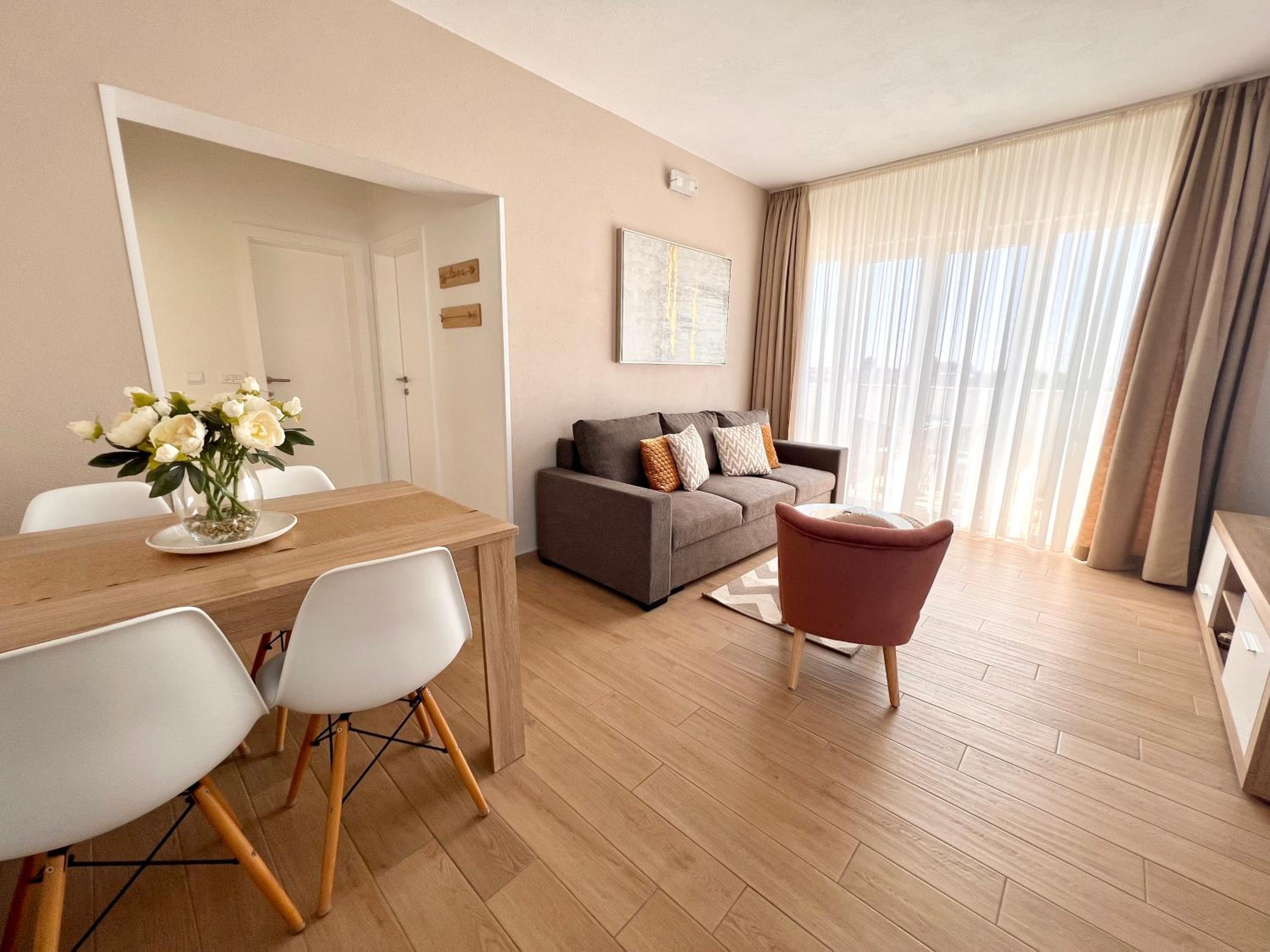 Apartments Pera