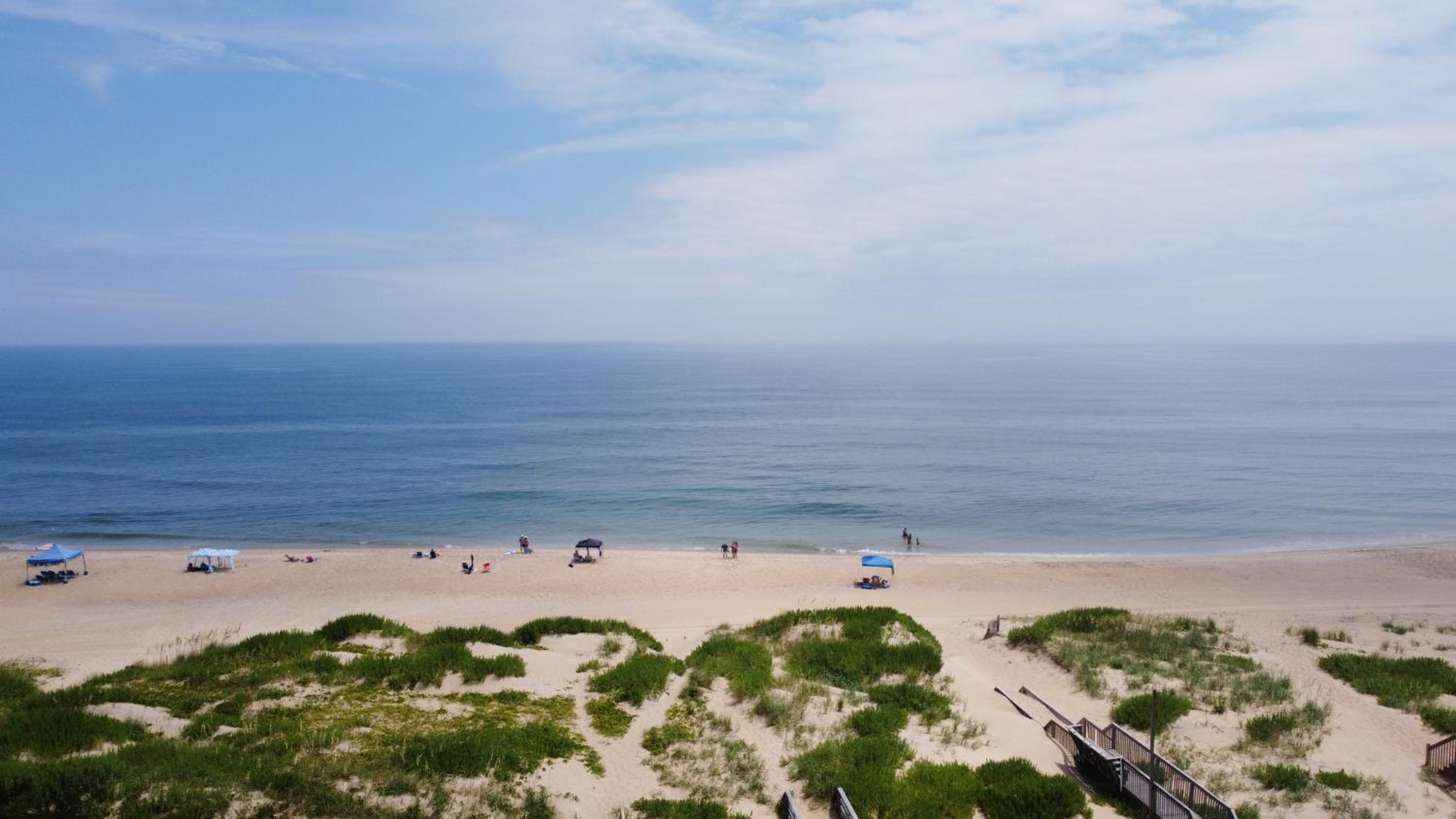 Savannah - Nags Head MP 16, Oceanfront, Direct Beach Access, Pool, Hot Tub, Pool Table