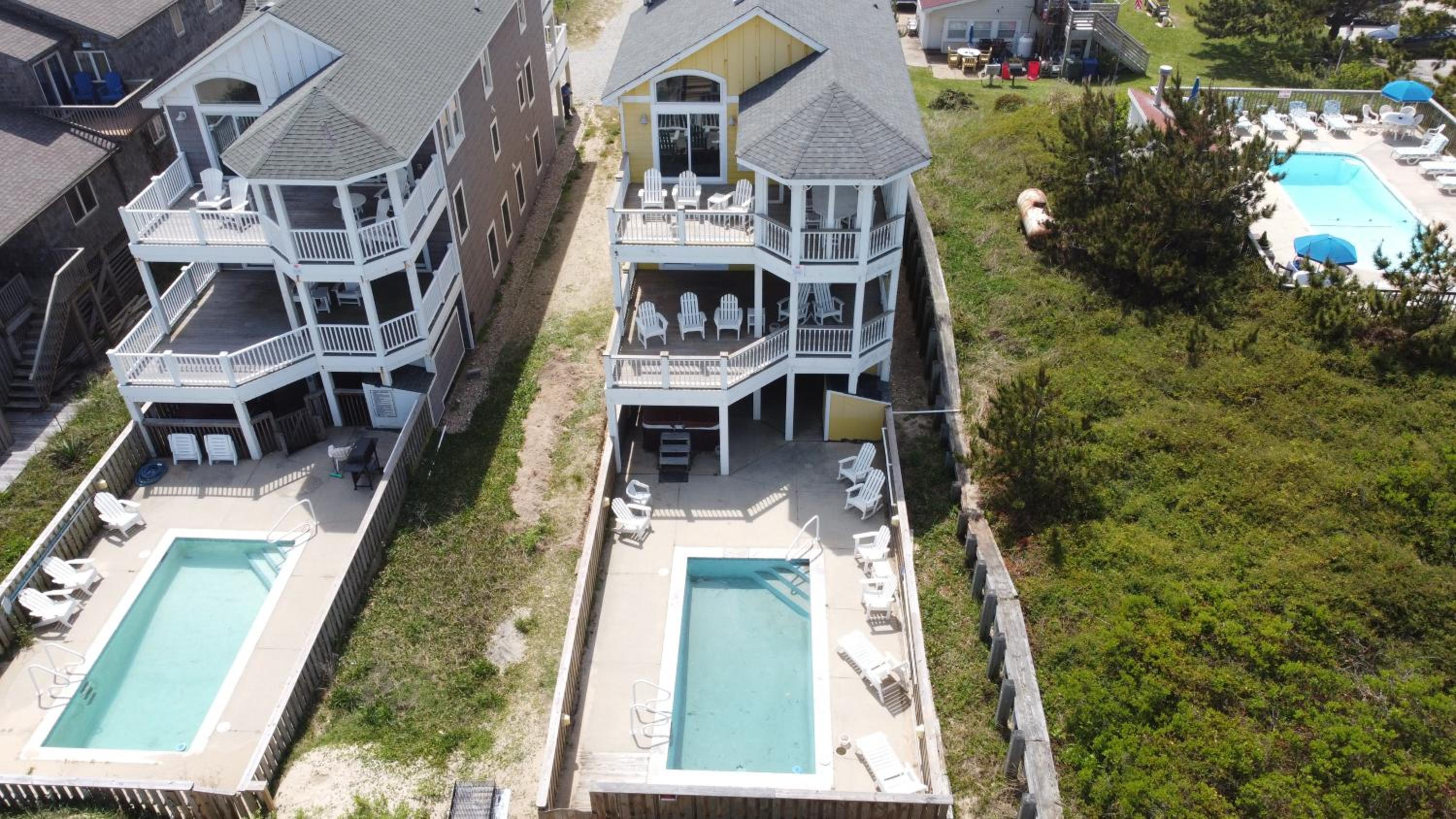 Savannah - Nags Head MP 16, Oceanfront, Direct Beach Access, Pool, Hot Tub, Pool Table