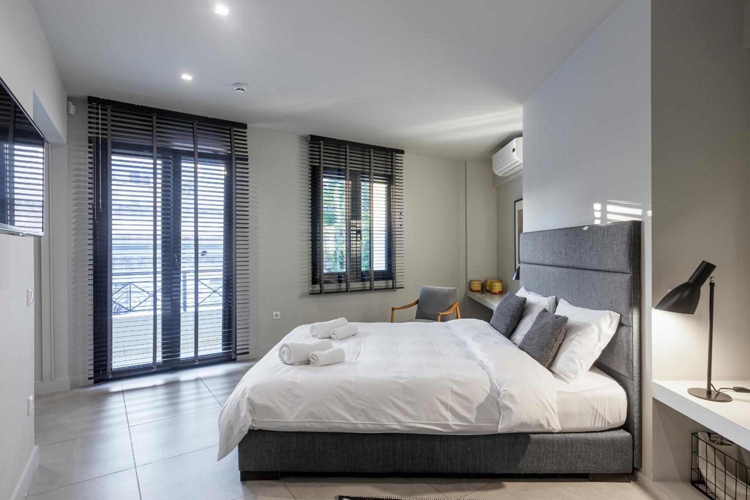 Entire Building in the Heart of Athens Sleeps 15 with Private Rooftop Terrace