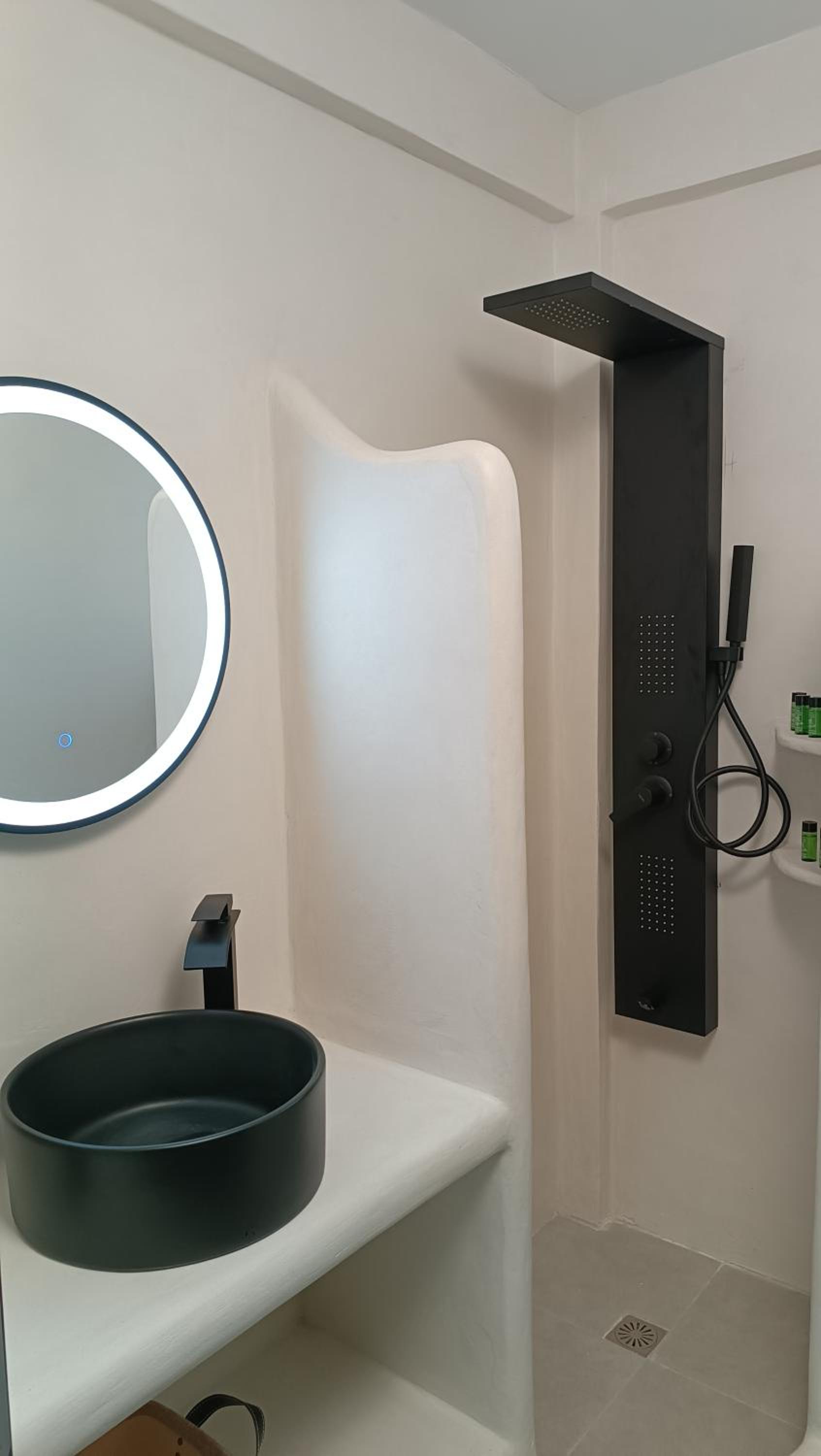 Enigma Boutique Houses Vraxos