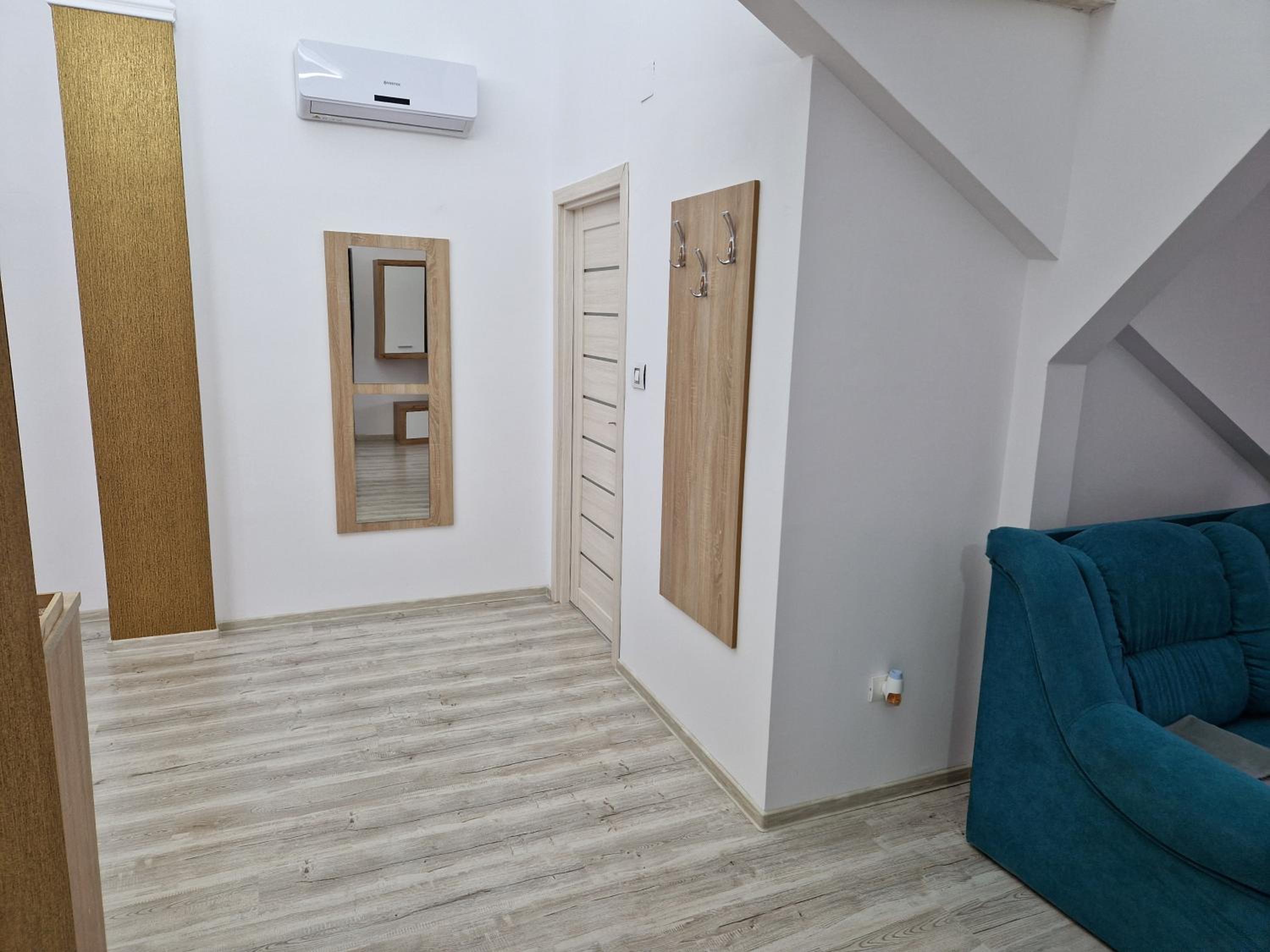 ORI Orange Studio Malul Mureșului