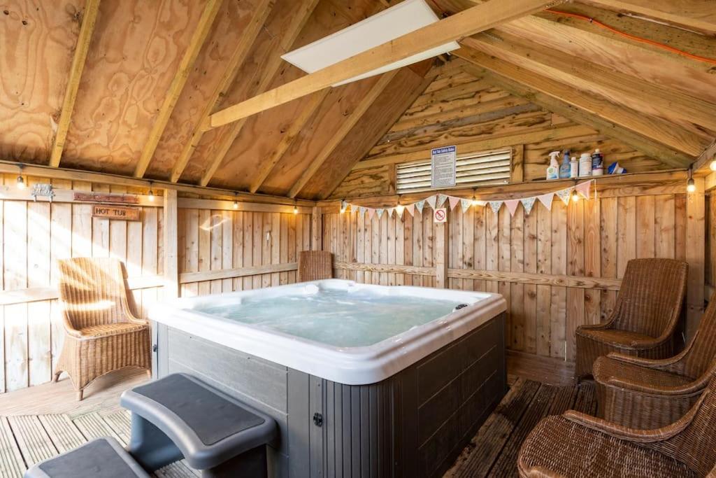 Durham Vacations - The Shed - Property Image 1