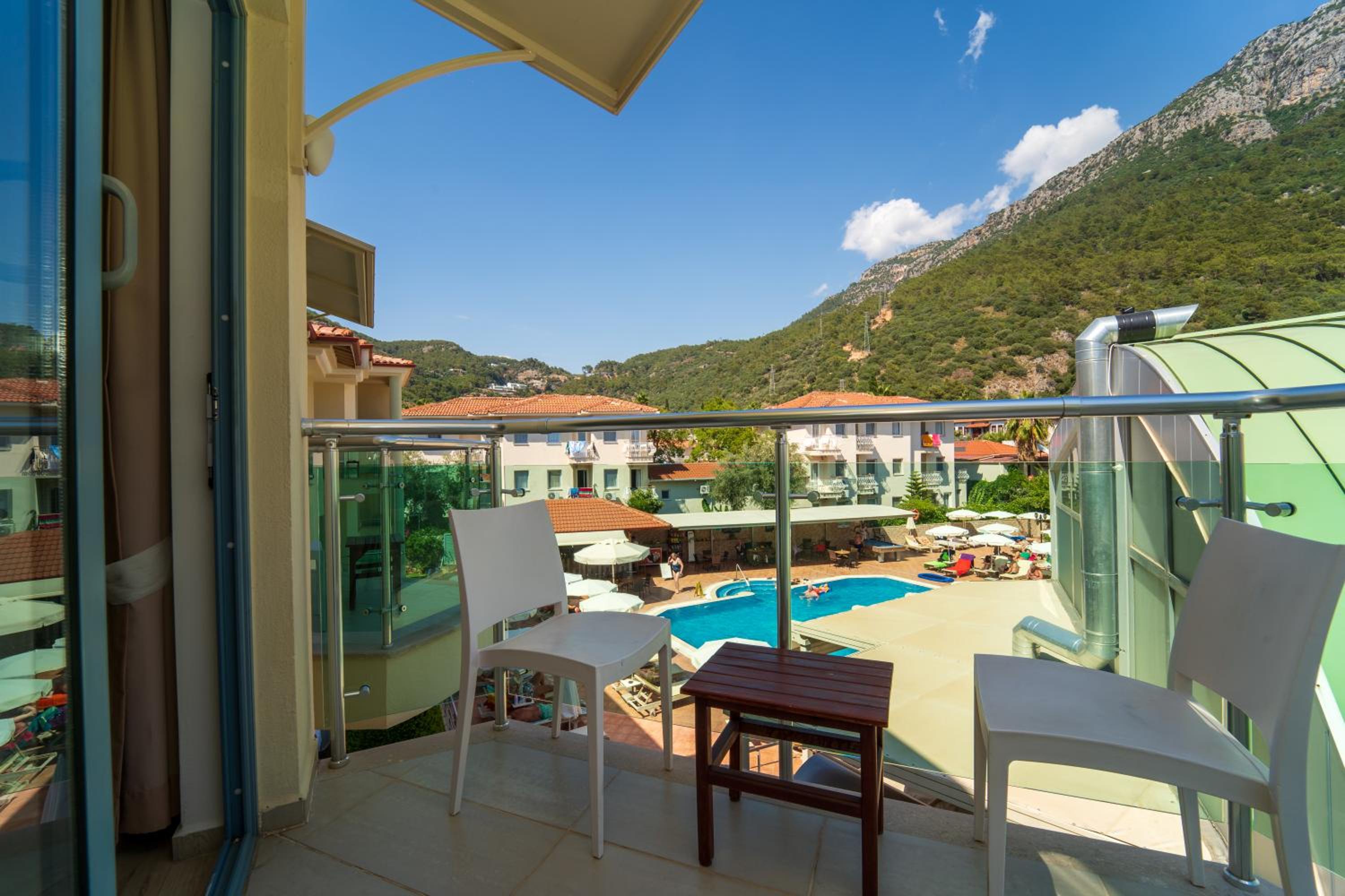 Belcehan Hotel