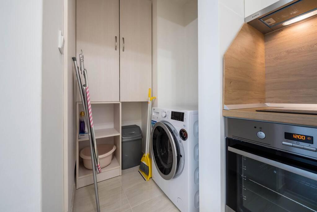Labyrinth Apartment - free parking space included