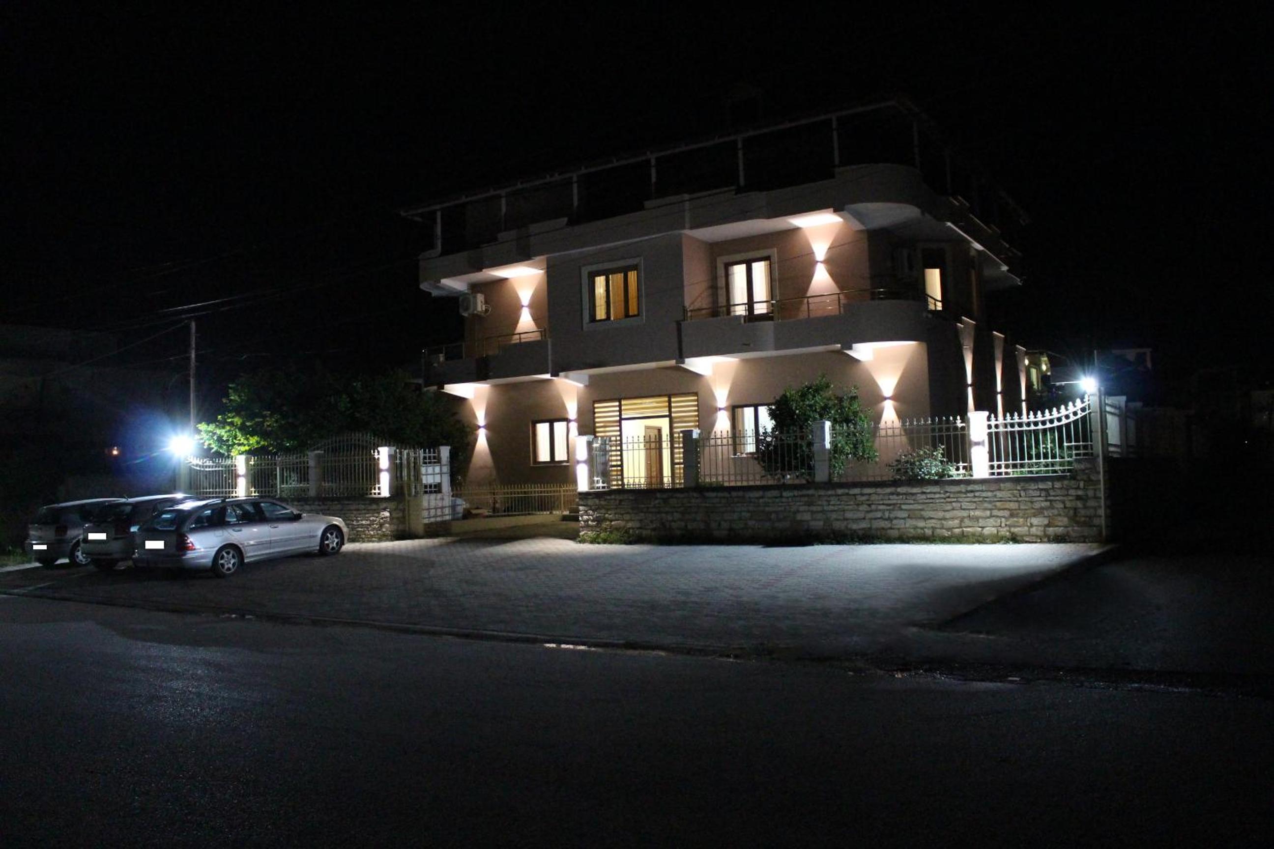 Hotel Vila Maledhi