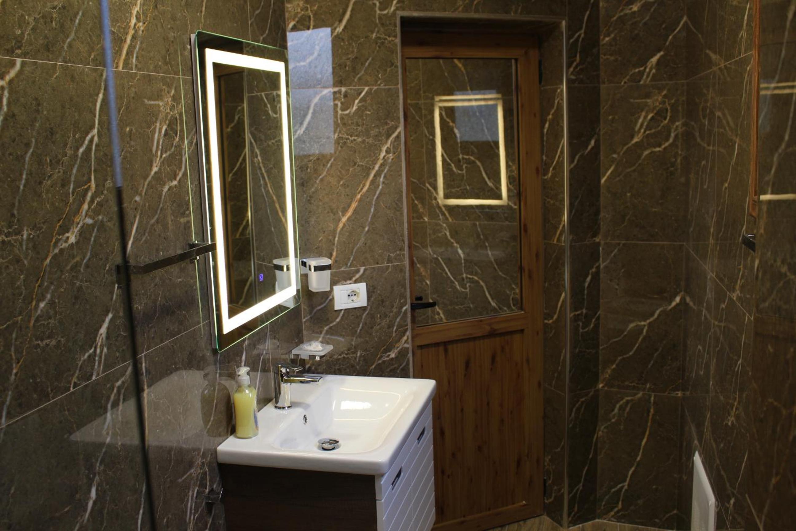 Hotel Vila Maledhi