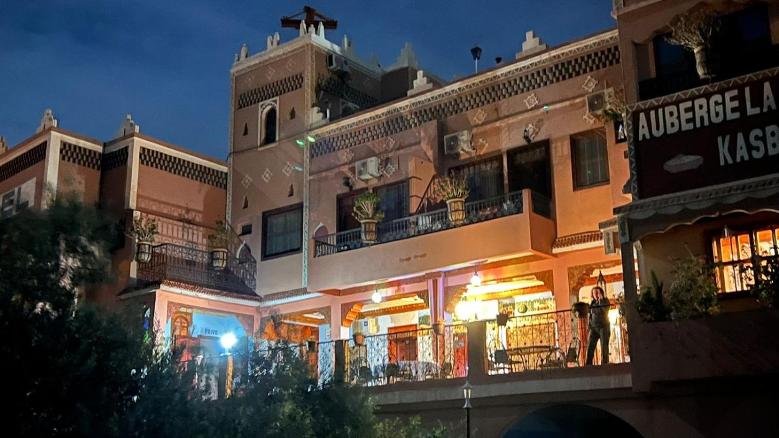 Kasbah La Famille Berbère view 3