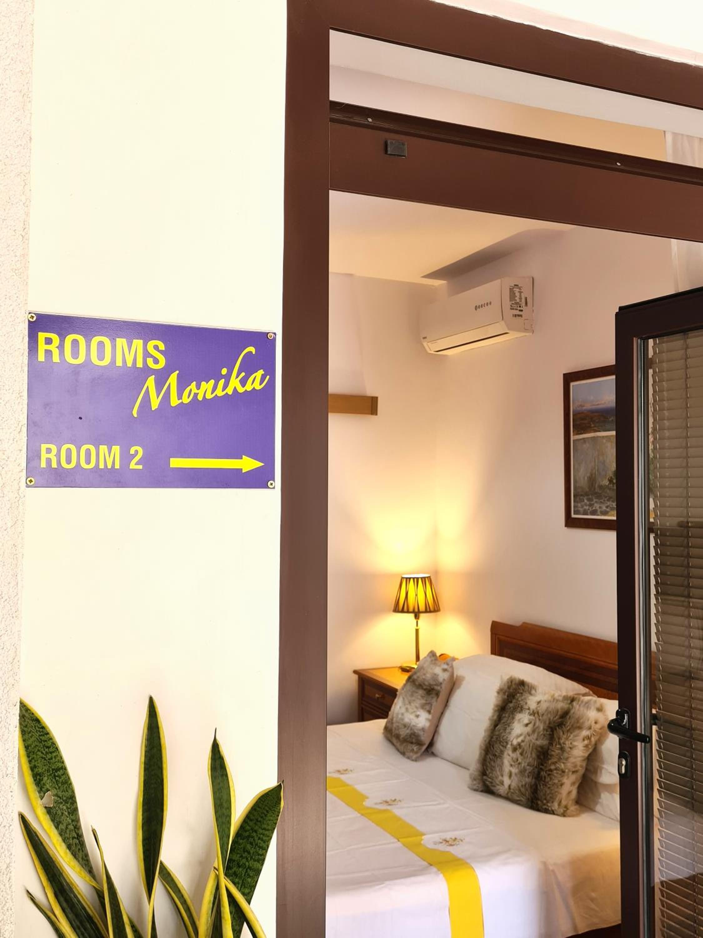 Rooms Monika