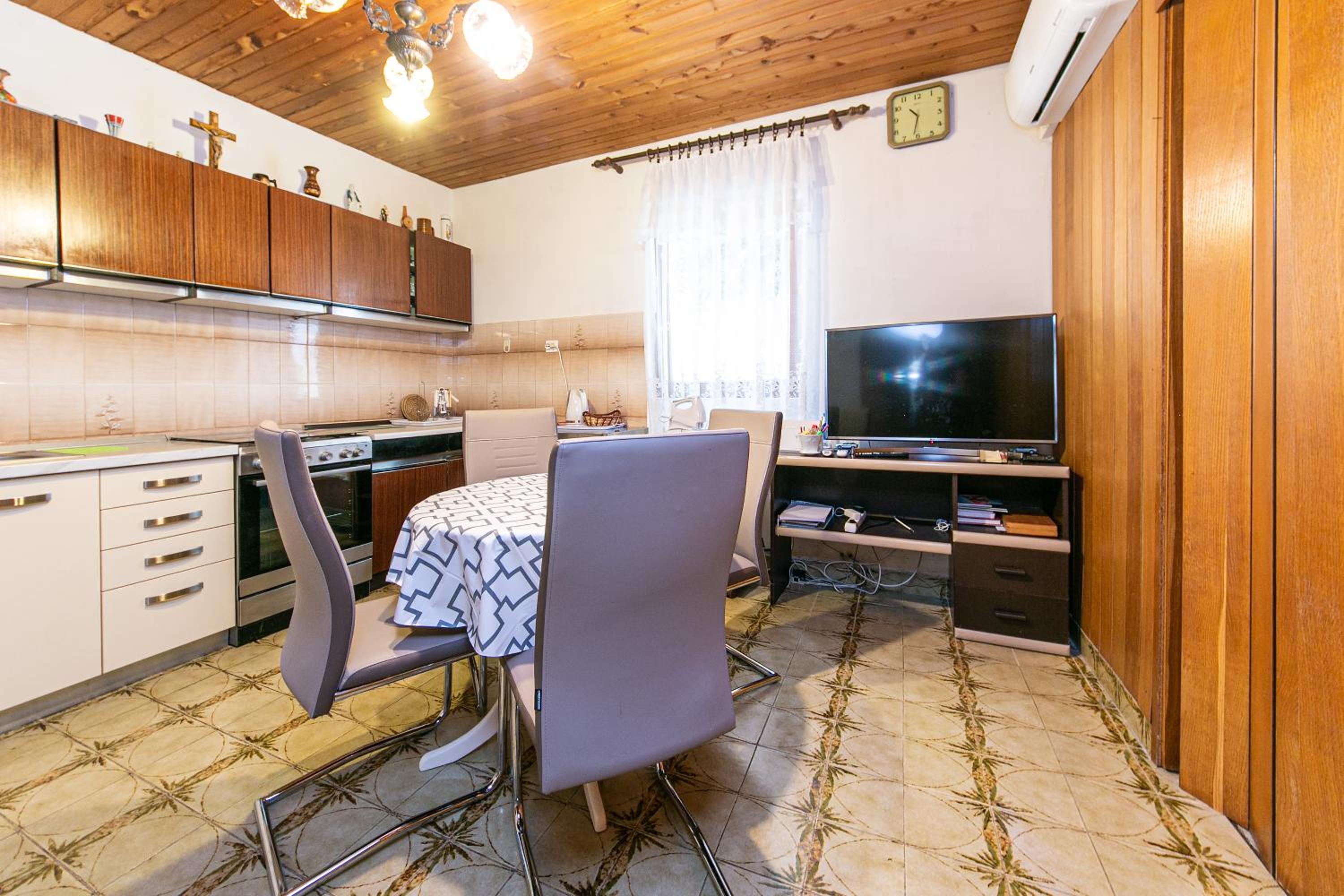 Apartmani Jakiruša