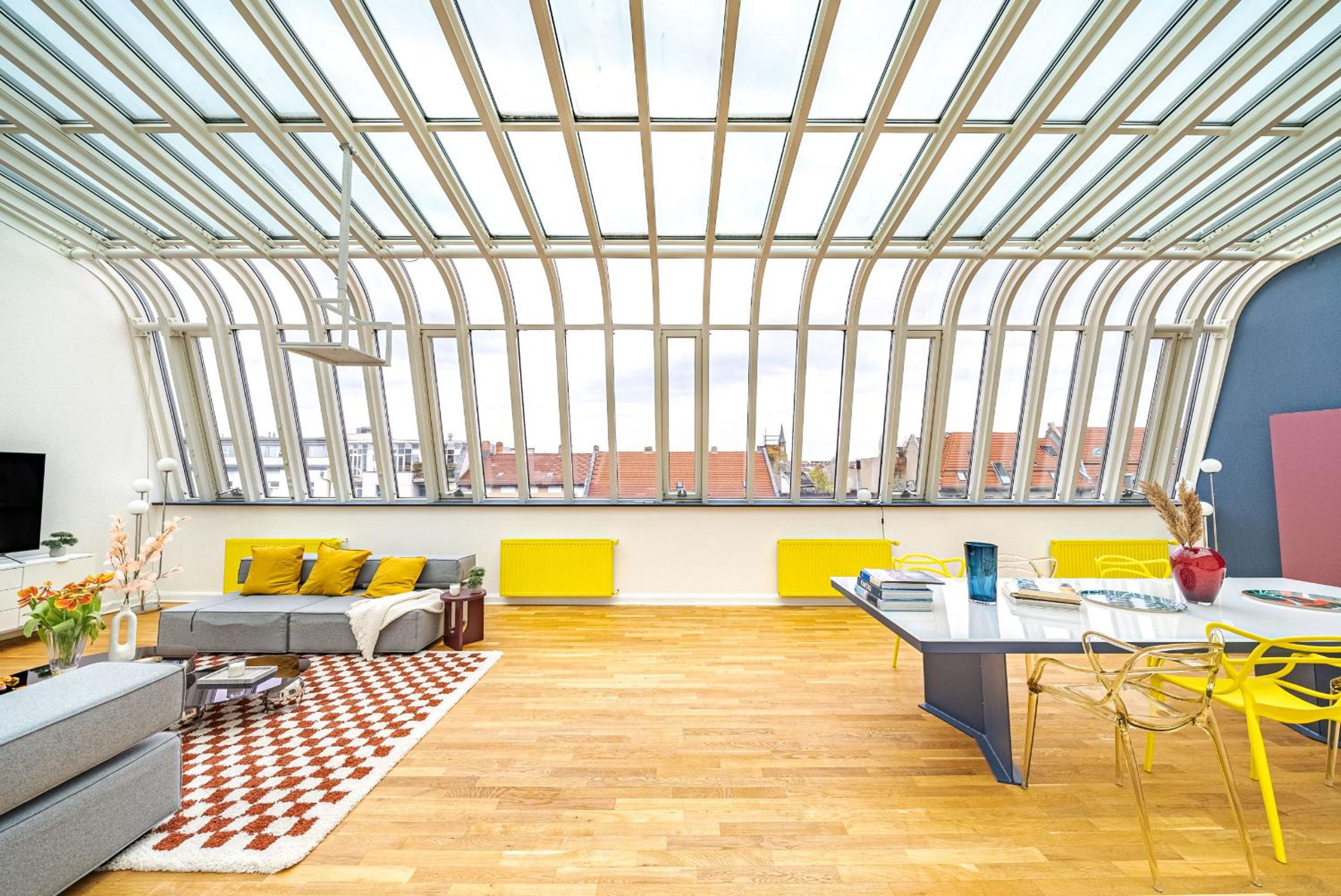 SKY LOFT in the Heart of Berlin
