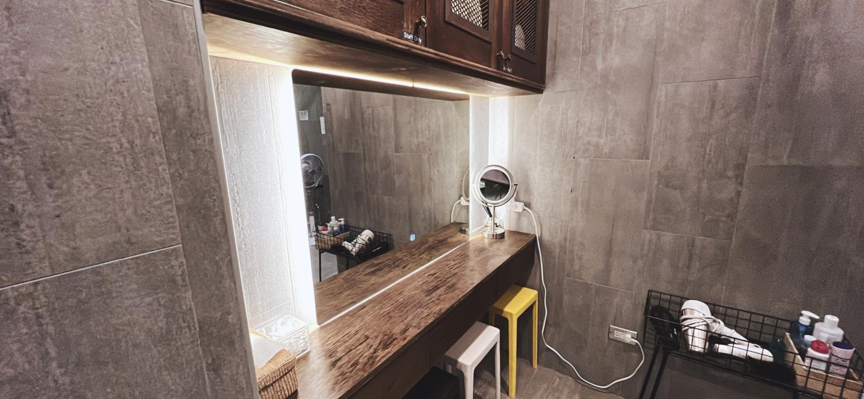 拉開門輕旅 Le Passage Hostel