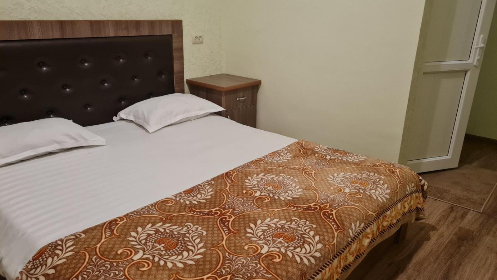 Mirage guesthouse