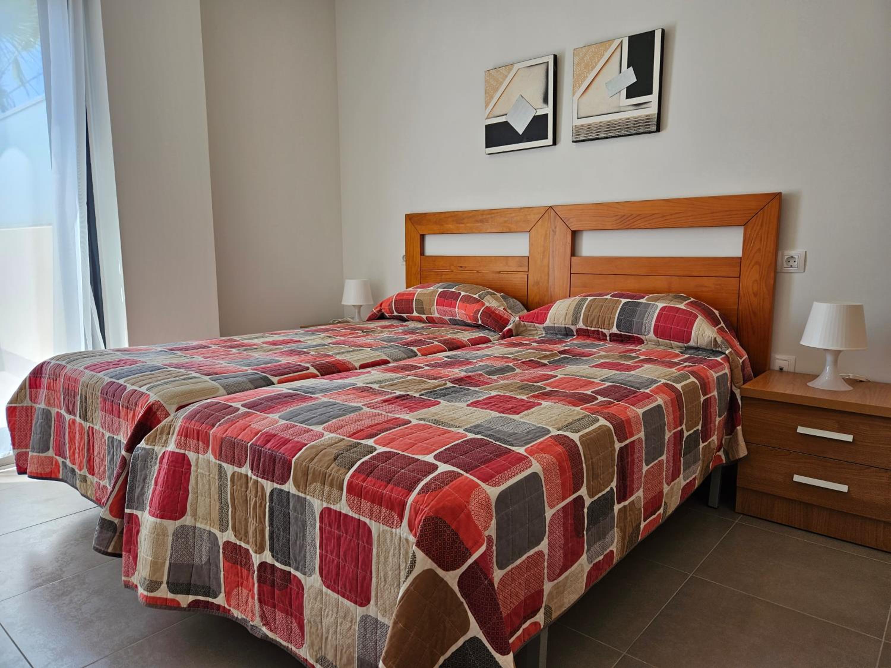 Realrent Neo Mediterráneo