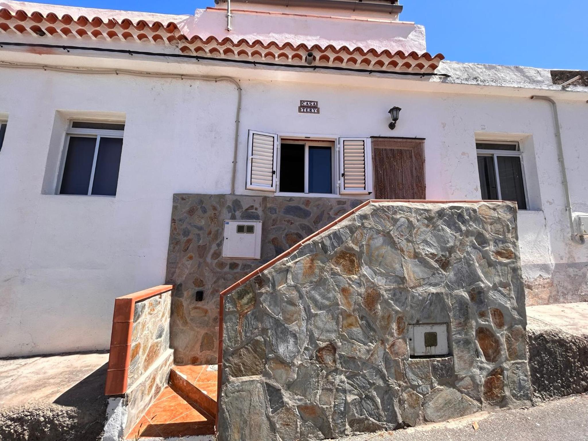 Alquilaencanarias Plaza de Alojera 1
