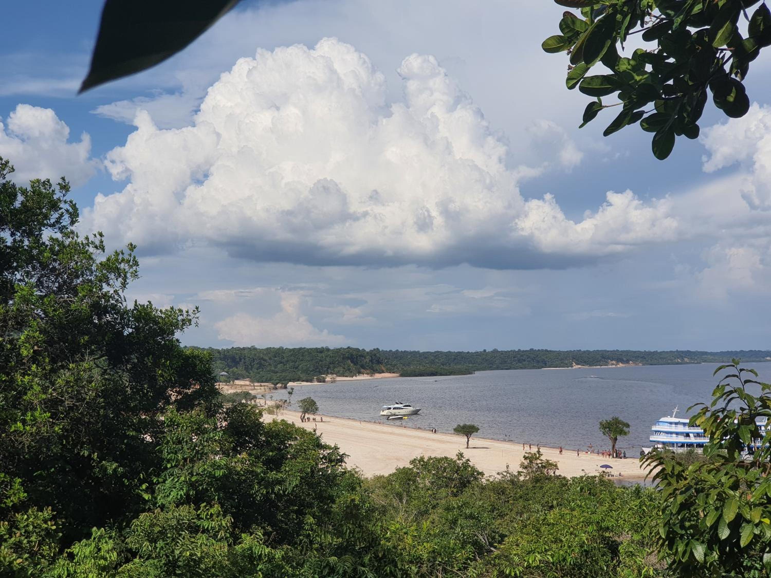 VARANDA DO RIO NEGRO