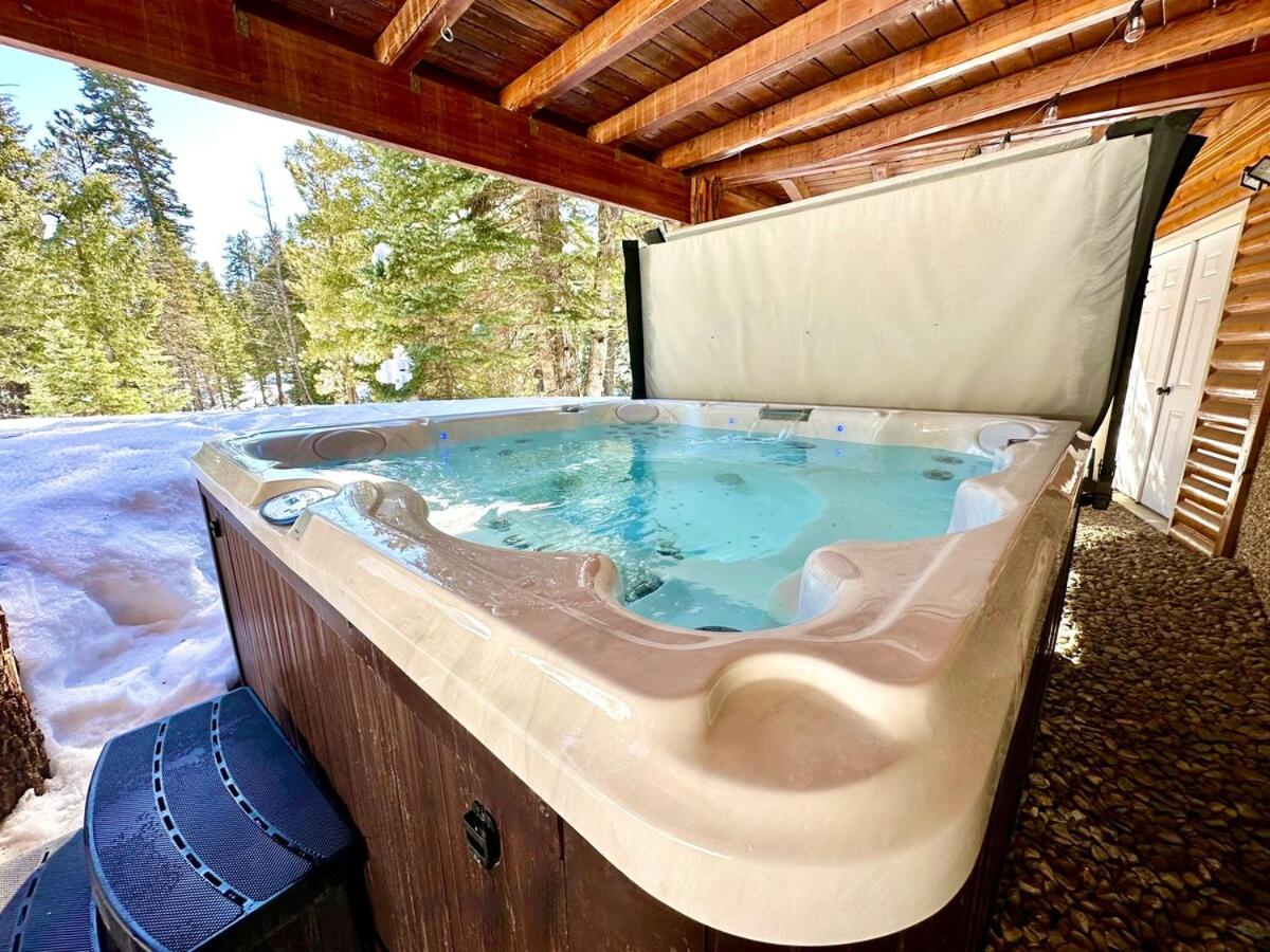 Tranquil Cabin - Private Hot Tub And Fire Pit! view 2