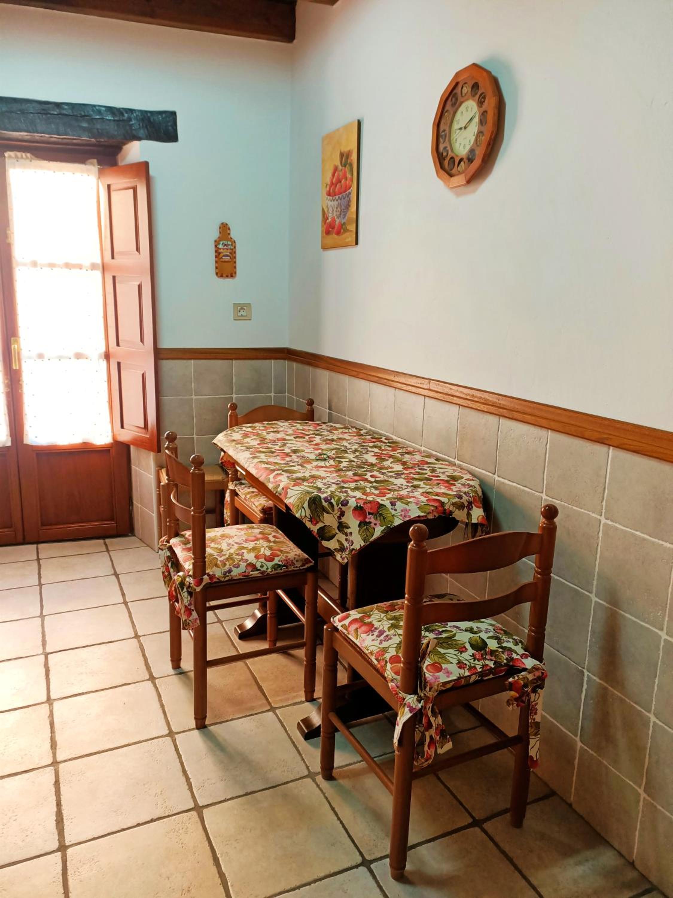 Apartamentos la buganvilla Novales
